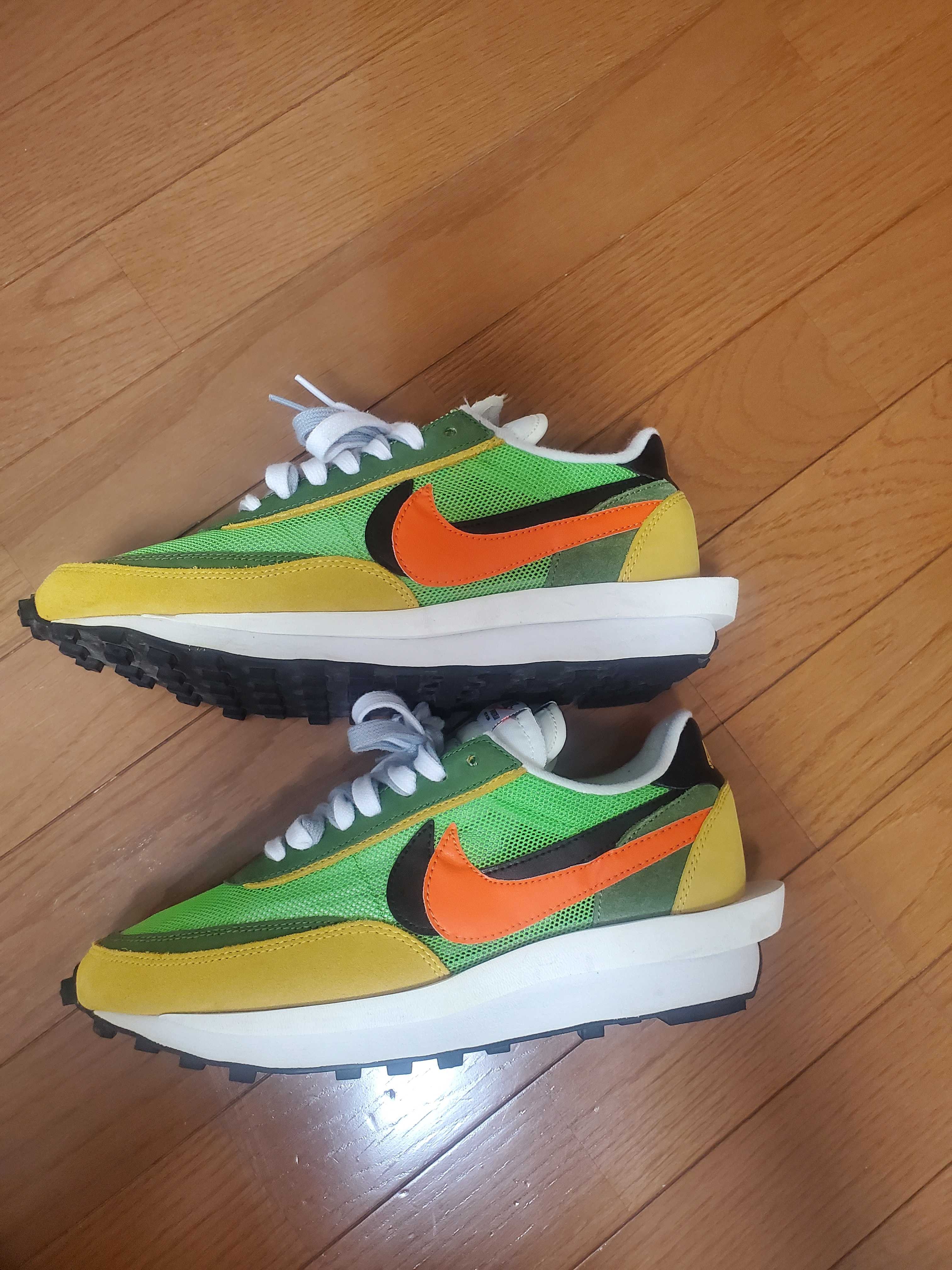 sacai × Nike LDV Waffle "Green"