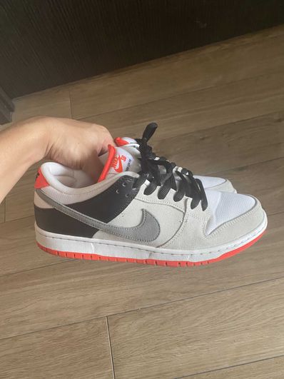 Nike SB Dunk Low "Infrared"