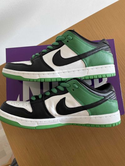 Nike SB Dunk Low Pro "Black and Classic Green"