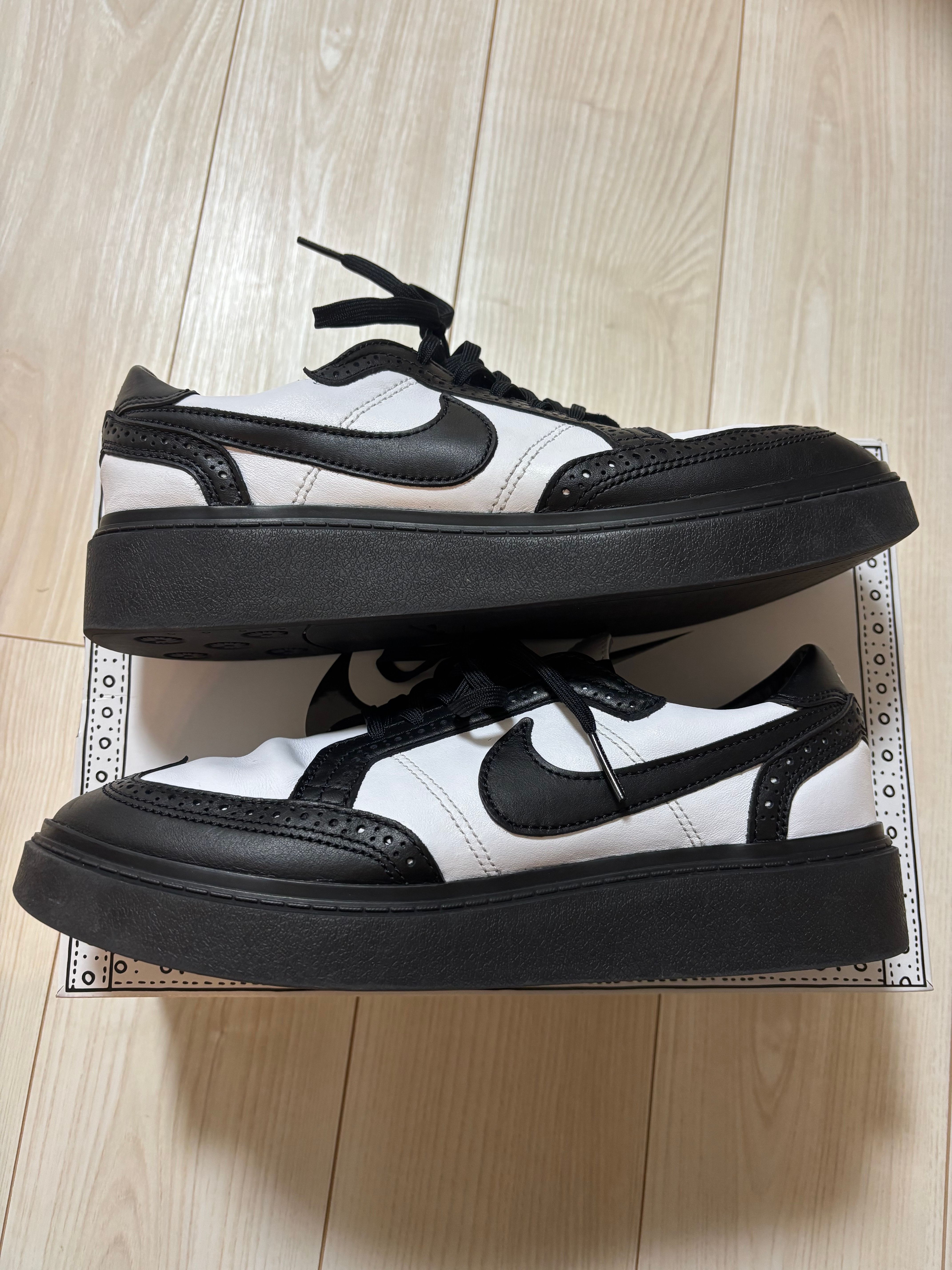 PEACEMINUSONE × Nike Kwondo 1 "Black and White" / G-DRAGON