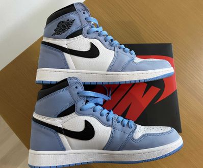 Nike Air Jordan 1 High OG "University Blue"
