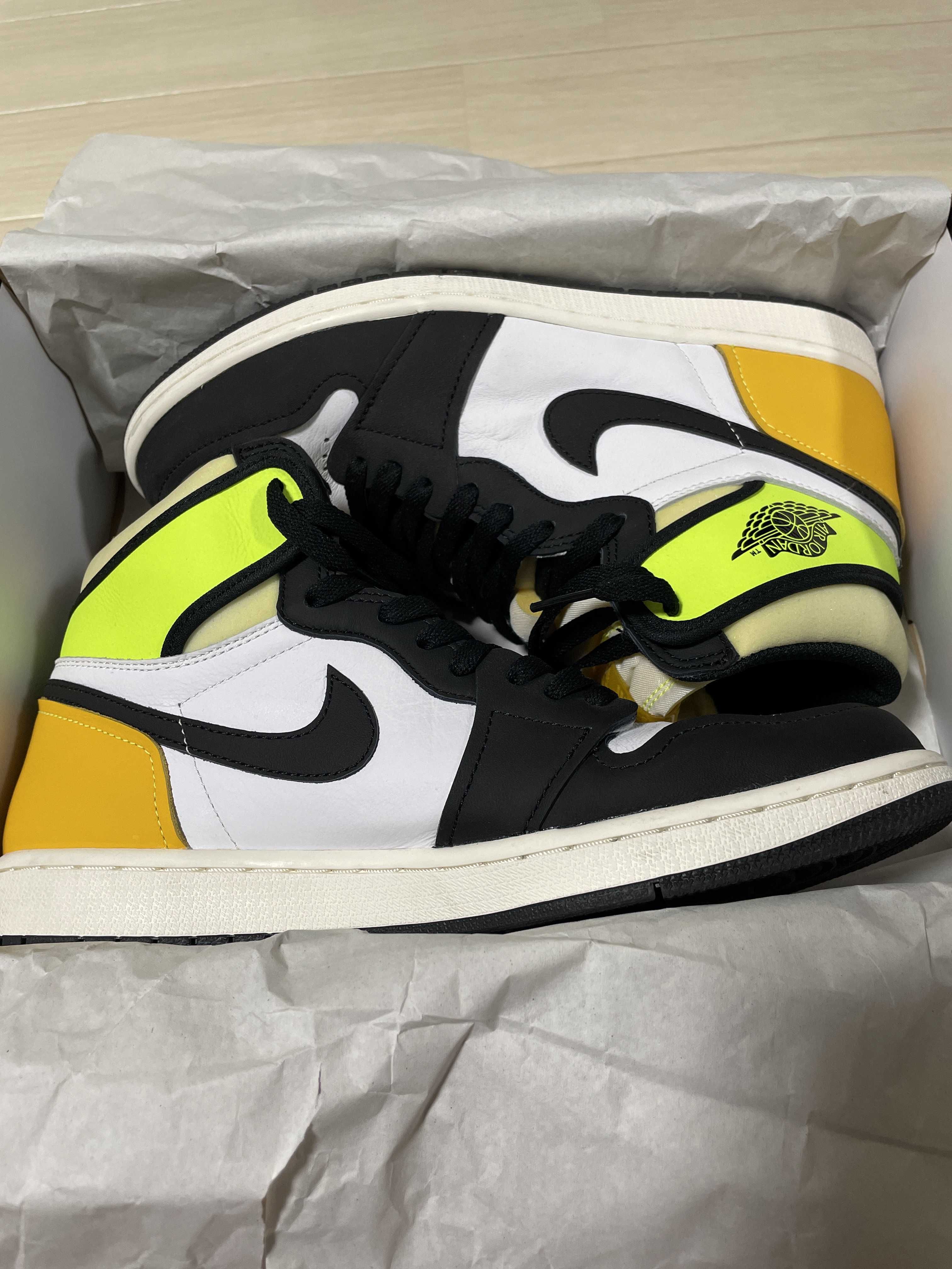 Nike Air Jordan 1 High OG "Volt Gold"
