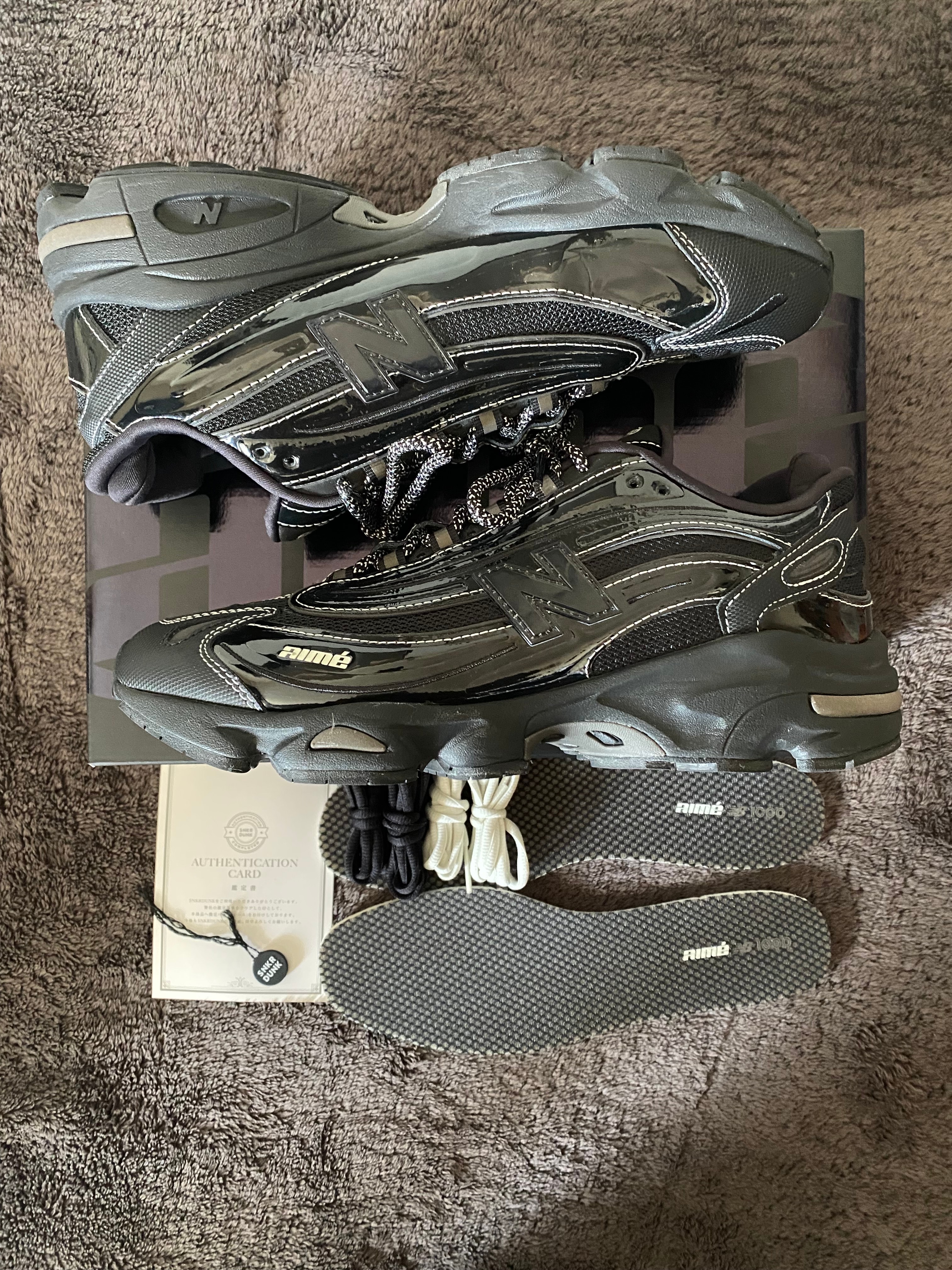 エメレオンドレ × ニューバランス 1000 "ブラック"