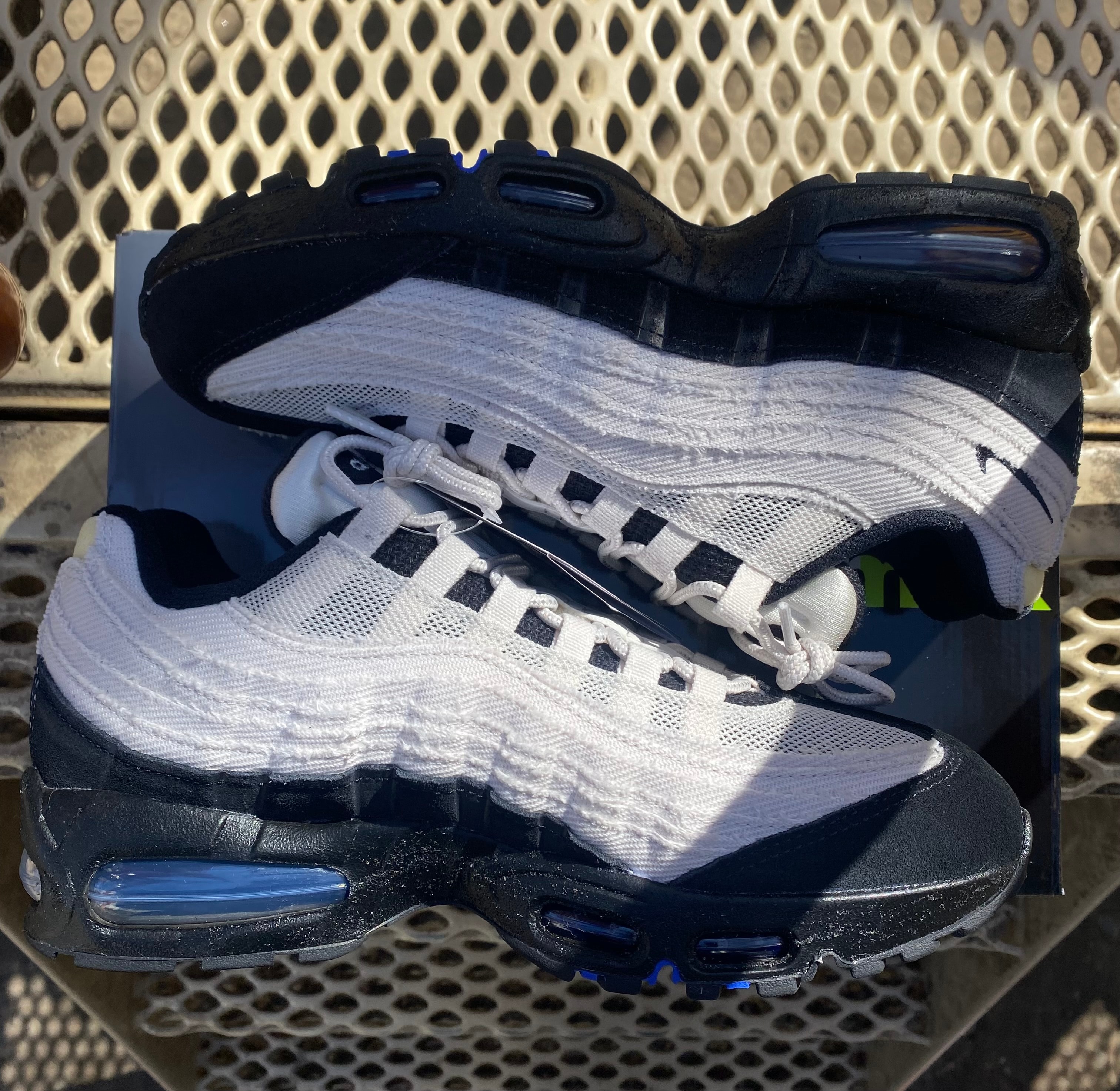 ナイキ エアマックス95 ビッグバブル "パリ"