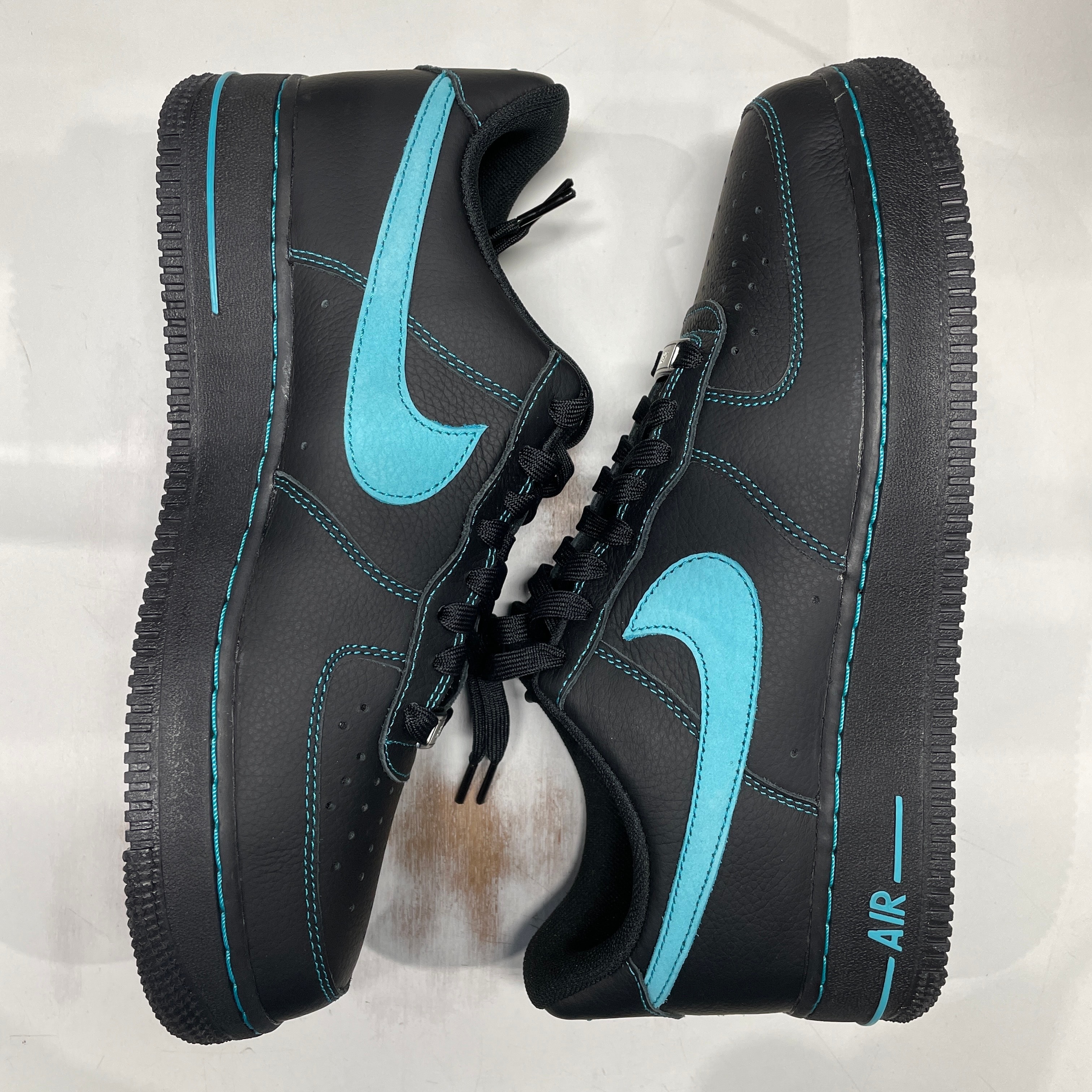 Nike Air Force 1 Low "Black Tiffany"