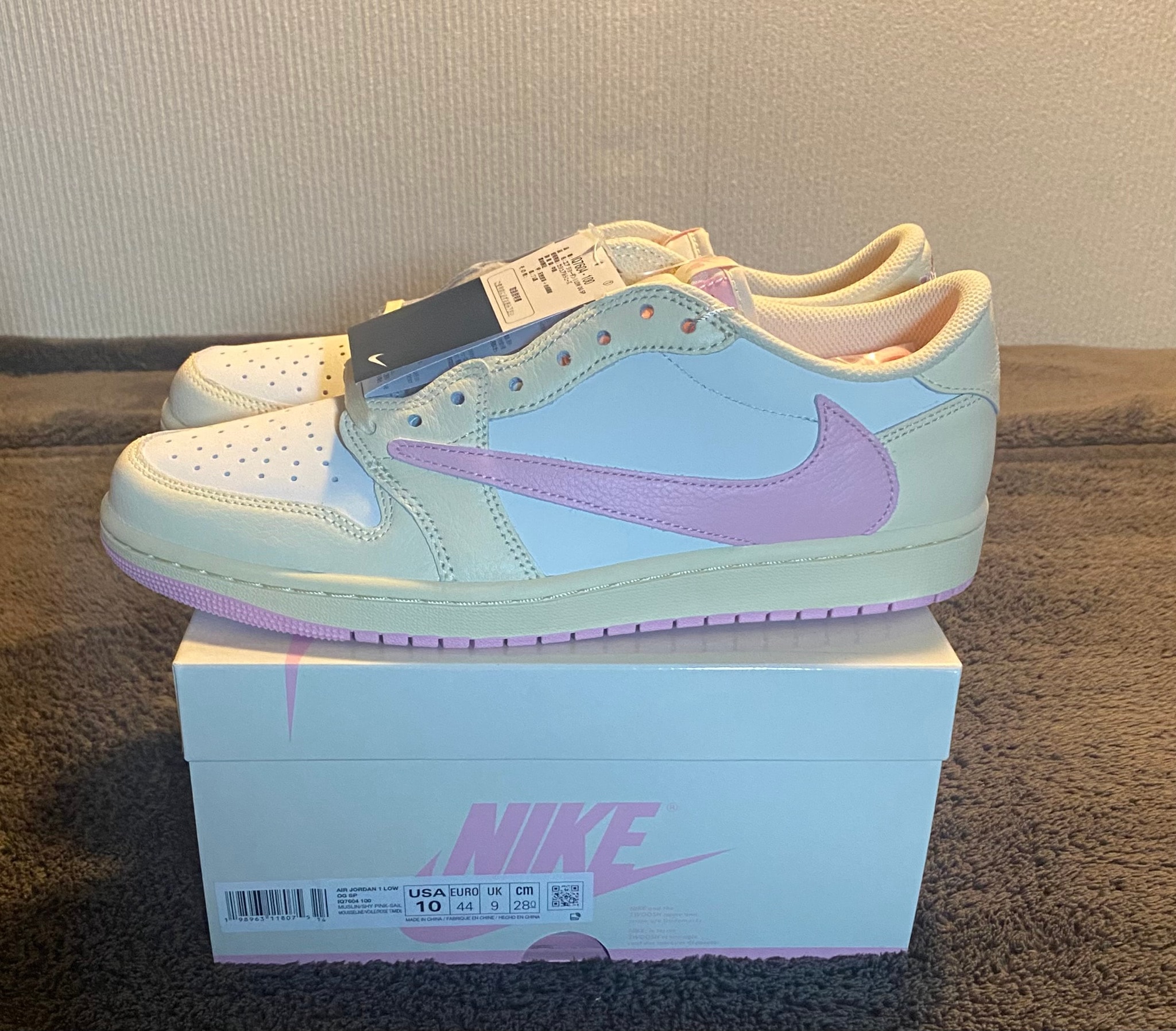 Travis Scott × Nike Air Jordan 1 Retro Low OG "Muslin/Shy Pink"
