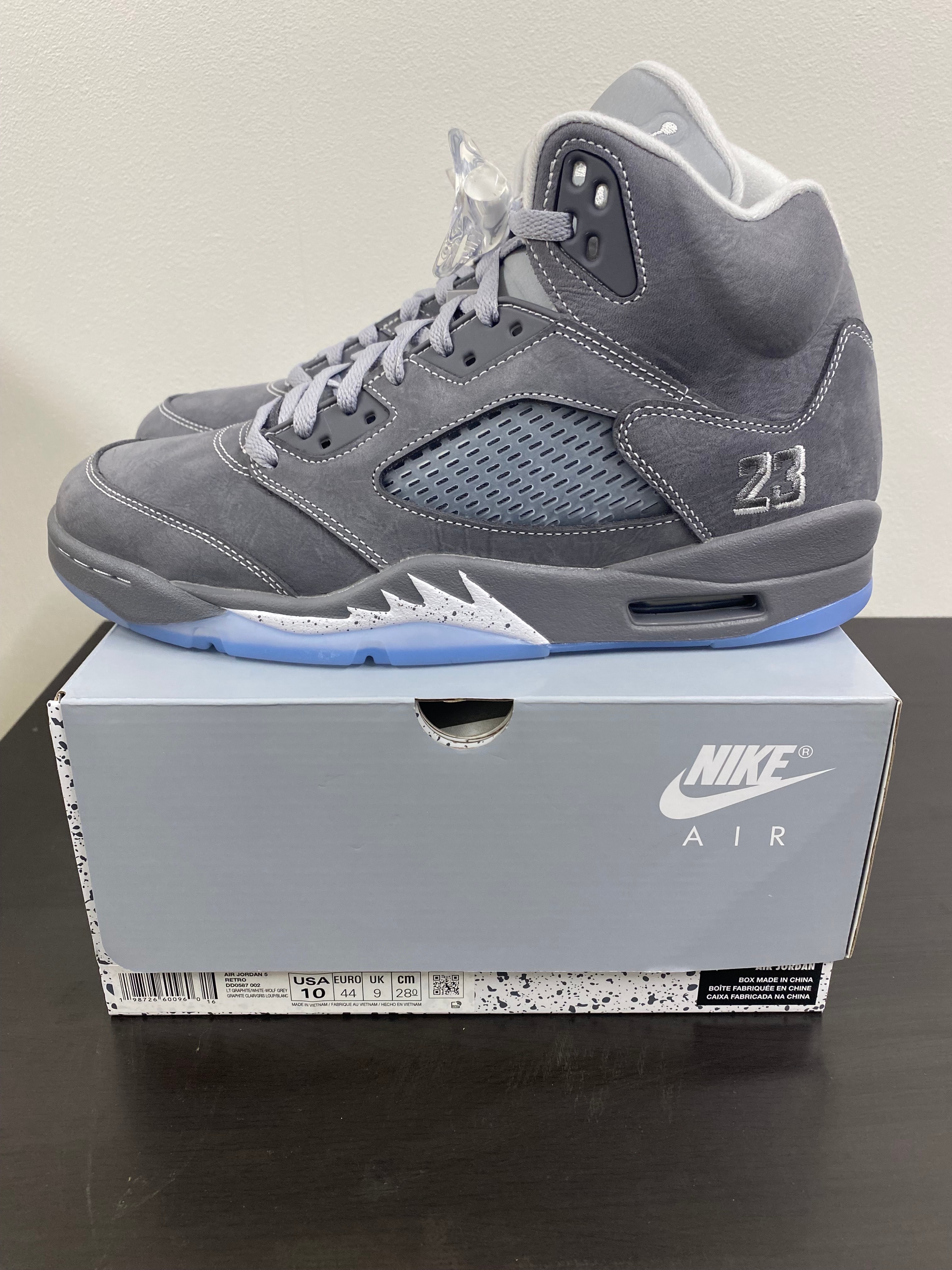 Nike Air Jordan 5 Retro "Light Graphite/Wolf Grey" (2026)