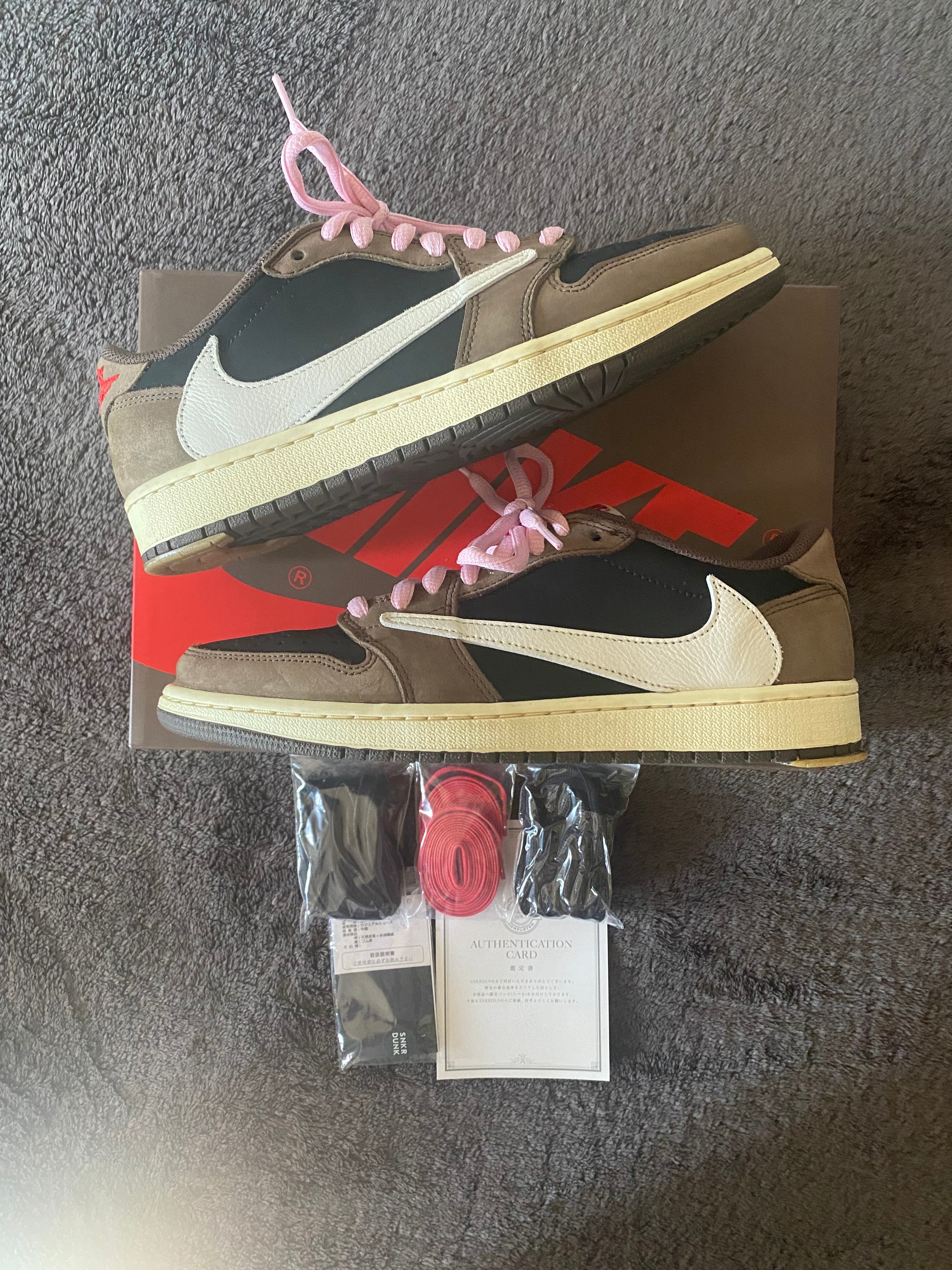 Travis Scott × Nike Air Jordan 1 Low OG SP-T  "Black/Dark Mocha"