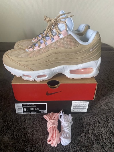 KITH × Nike GS Air Max 95 SP "Linen"