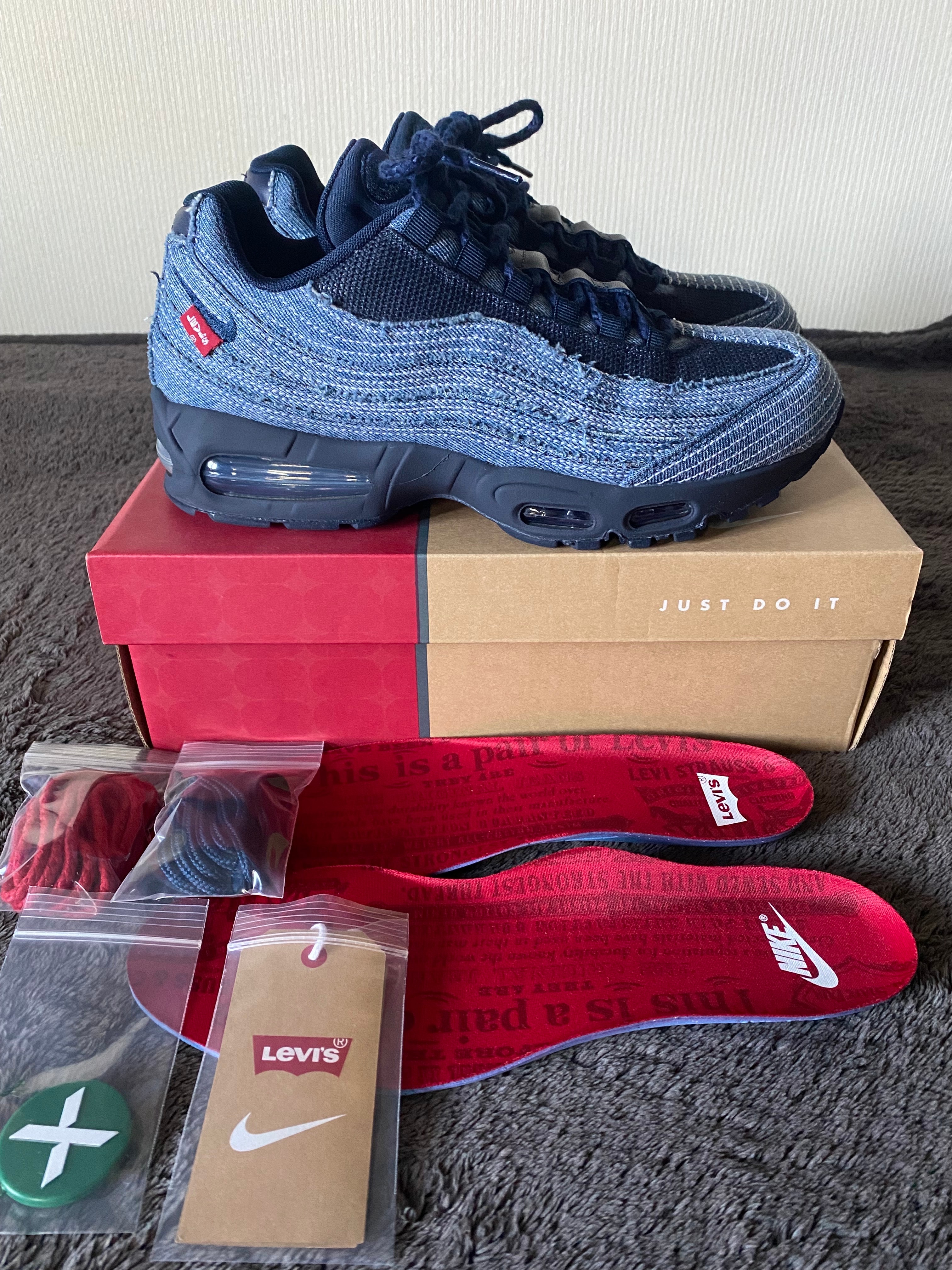 Levi's × Nike Air Max 95 OG "Denim Blue"
