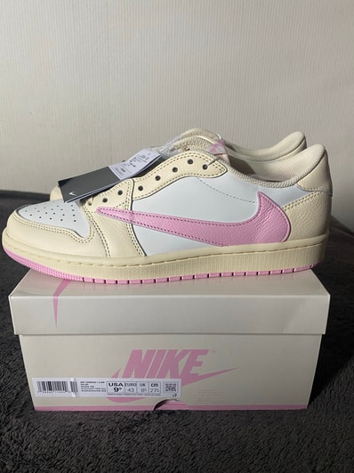 Travis Scott × Nike Air Jordan 1 Retro Low OG "Muslin/Shy Pink"