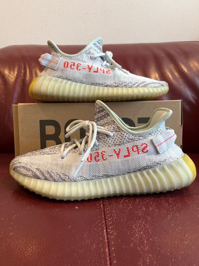 adidas YEEZY Boost 350 V2 "Blue Tint"