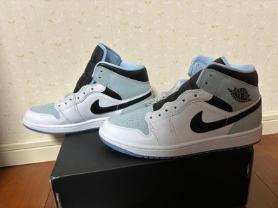 Nike Air Jordan 1 Mid "Ice Blue Nubuck"
