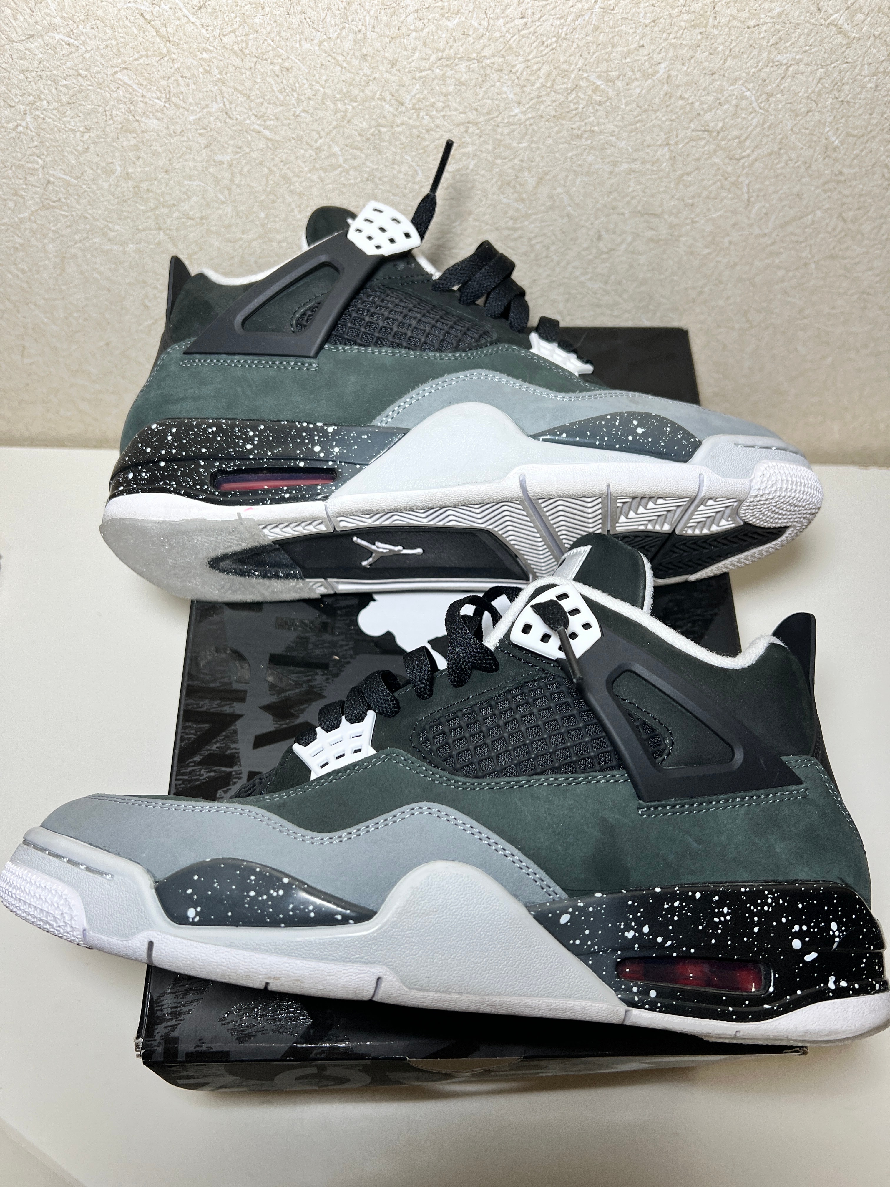 Nike Air Jordan 4 Retro "Fear"