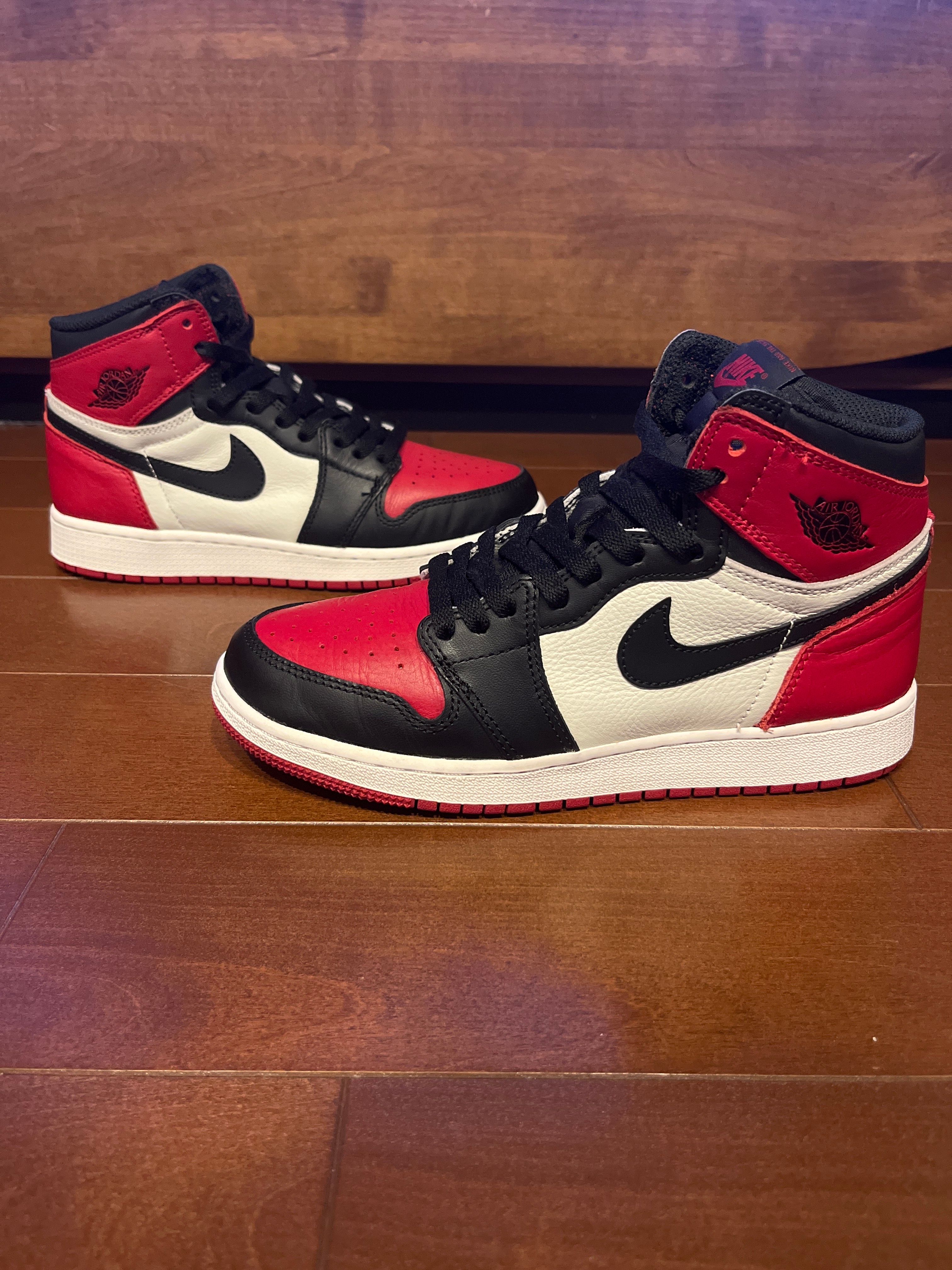 Nike GS Air Jordan 1 Retro High "Bred Toe"