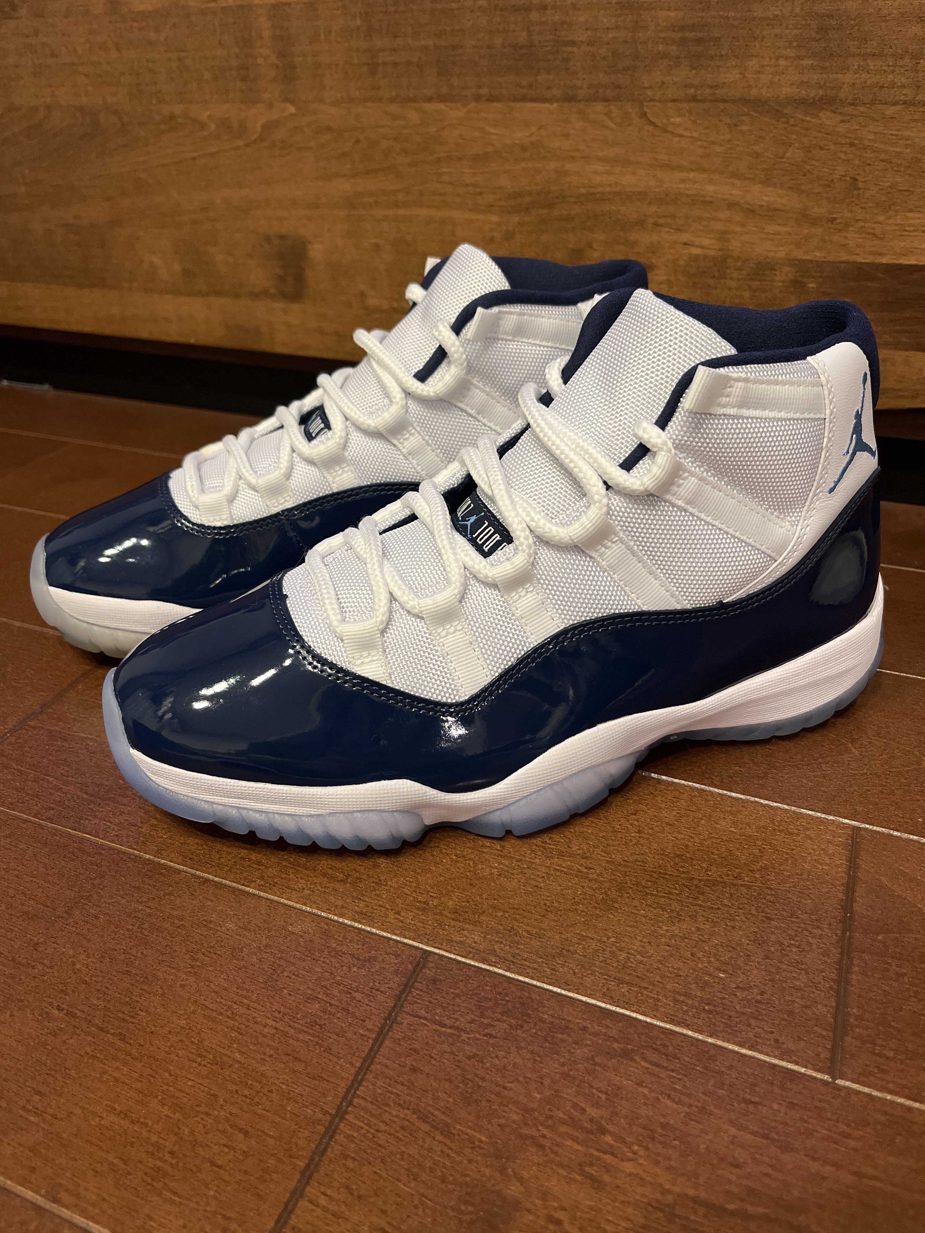 Nike Air Jordan 11 Retro "UNC Win Like 82"