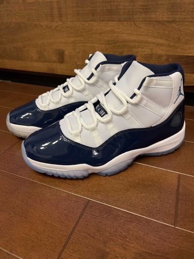 Nike Air Jordan 11 Retro "UNC Win Like 82"