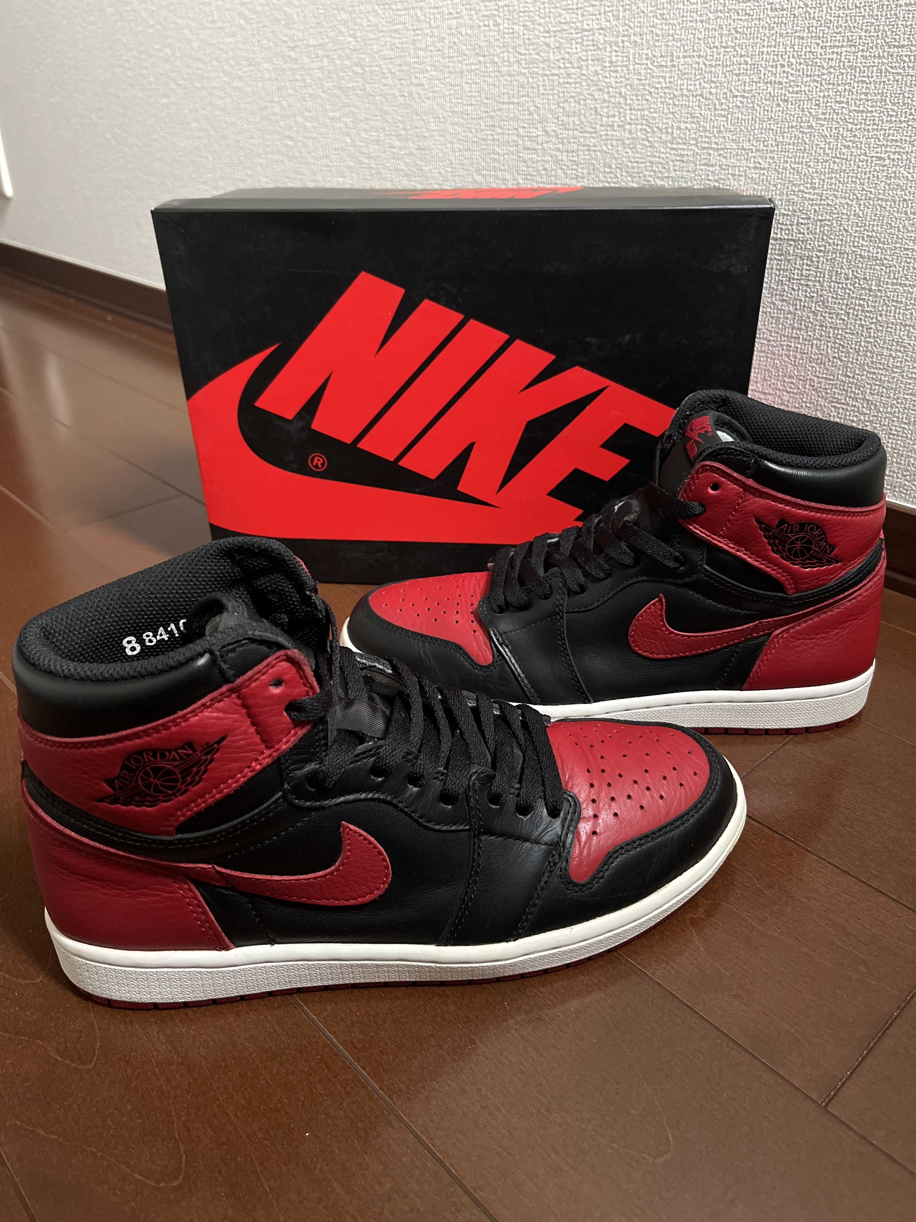 Nike Air Jordan 1 Retro High OG "Bred/Banned" (2016)