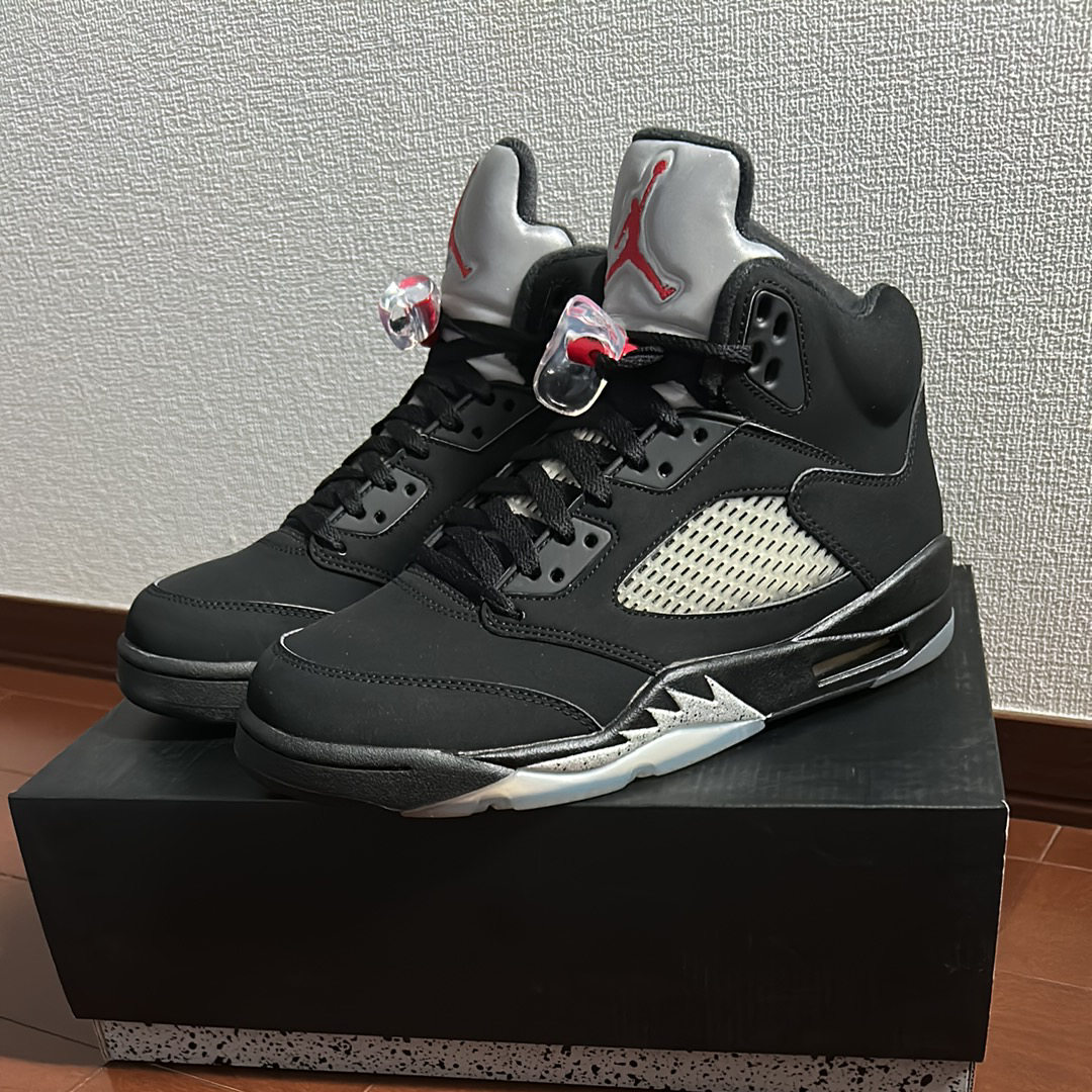 Nike Air Jordan 5 Retro OG "Black/Fire Red/Metallic Silver/White" (2016)