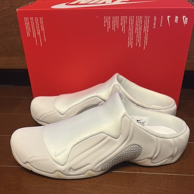 Nike Clogposite "Photon Dust/Summit White"