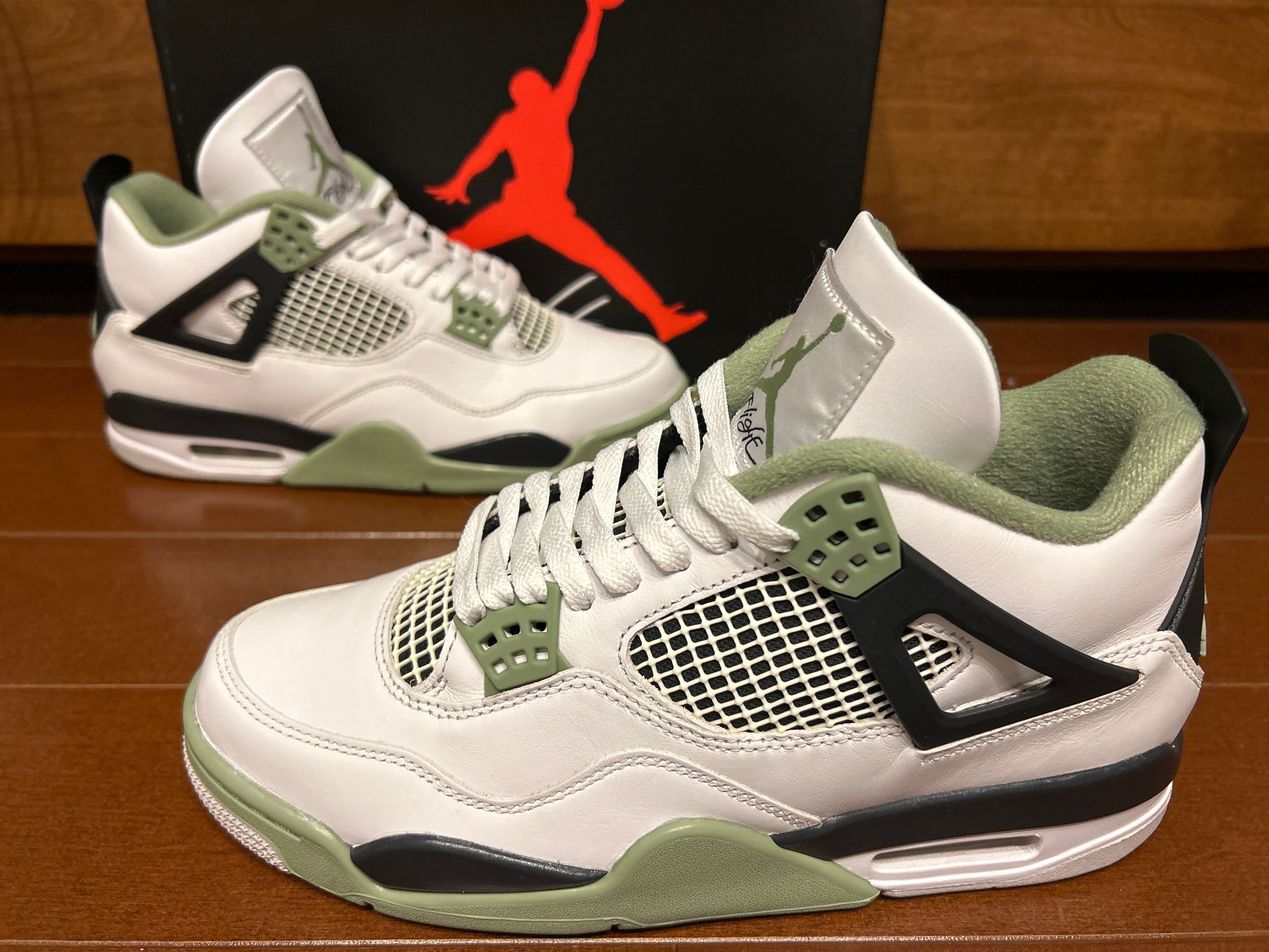 Nike Women's Air Jordan 4 "Oil Green"