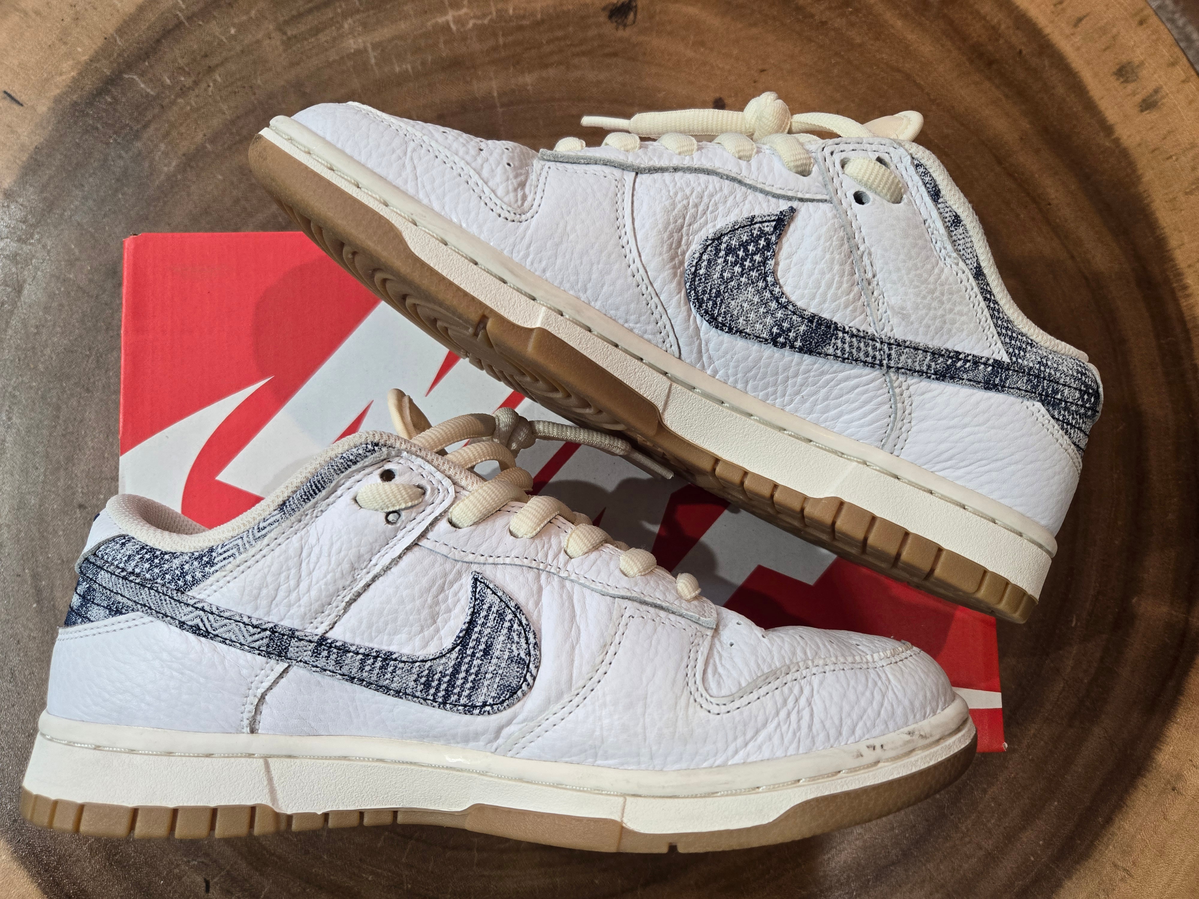 Nike Dunk Low "Washed Denim"