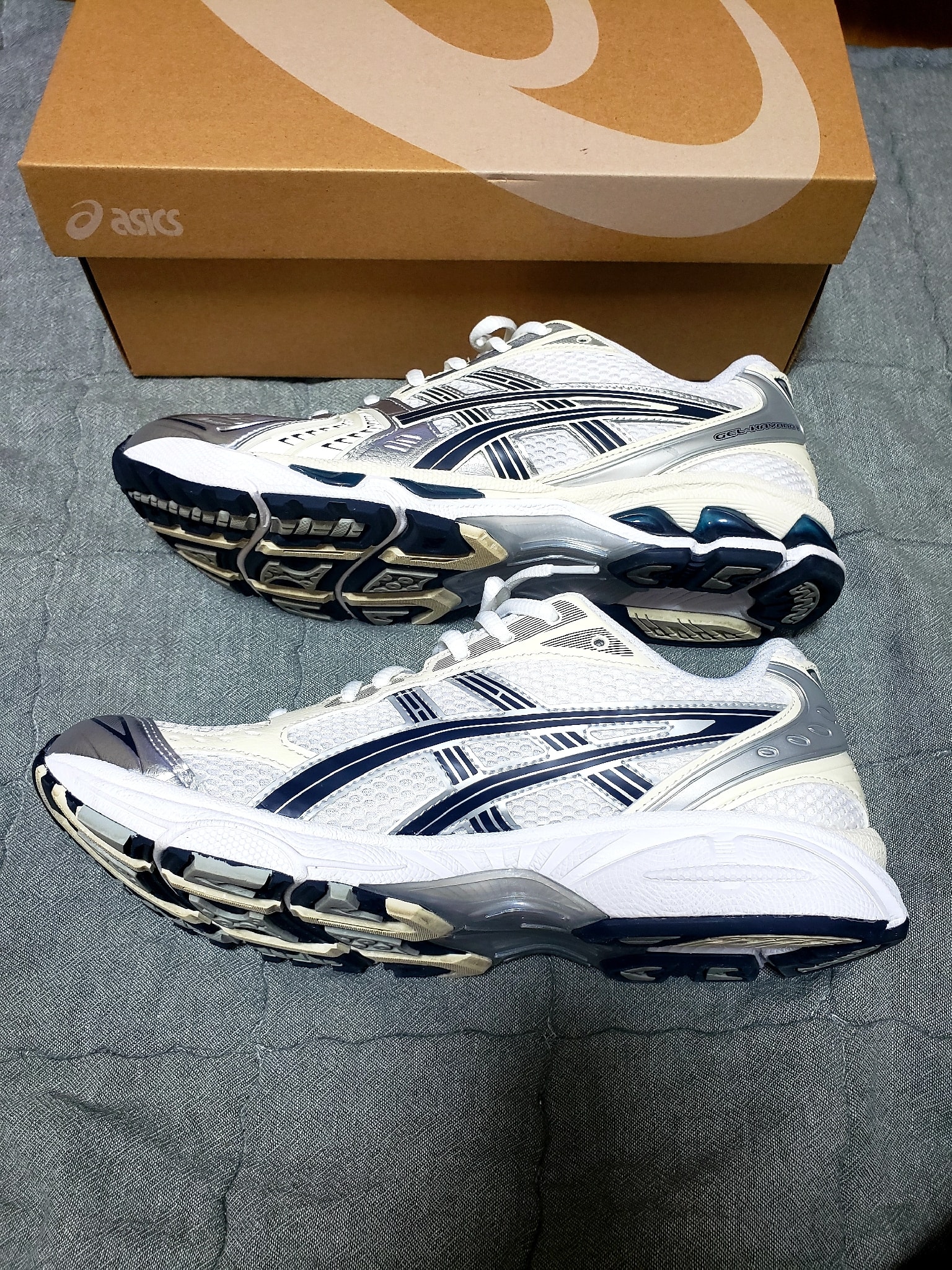Asics Women's Gel-Kayano 14 "White/Midnight"