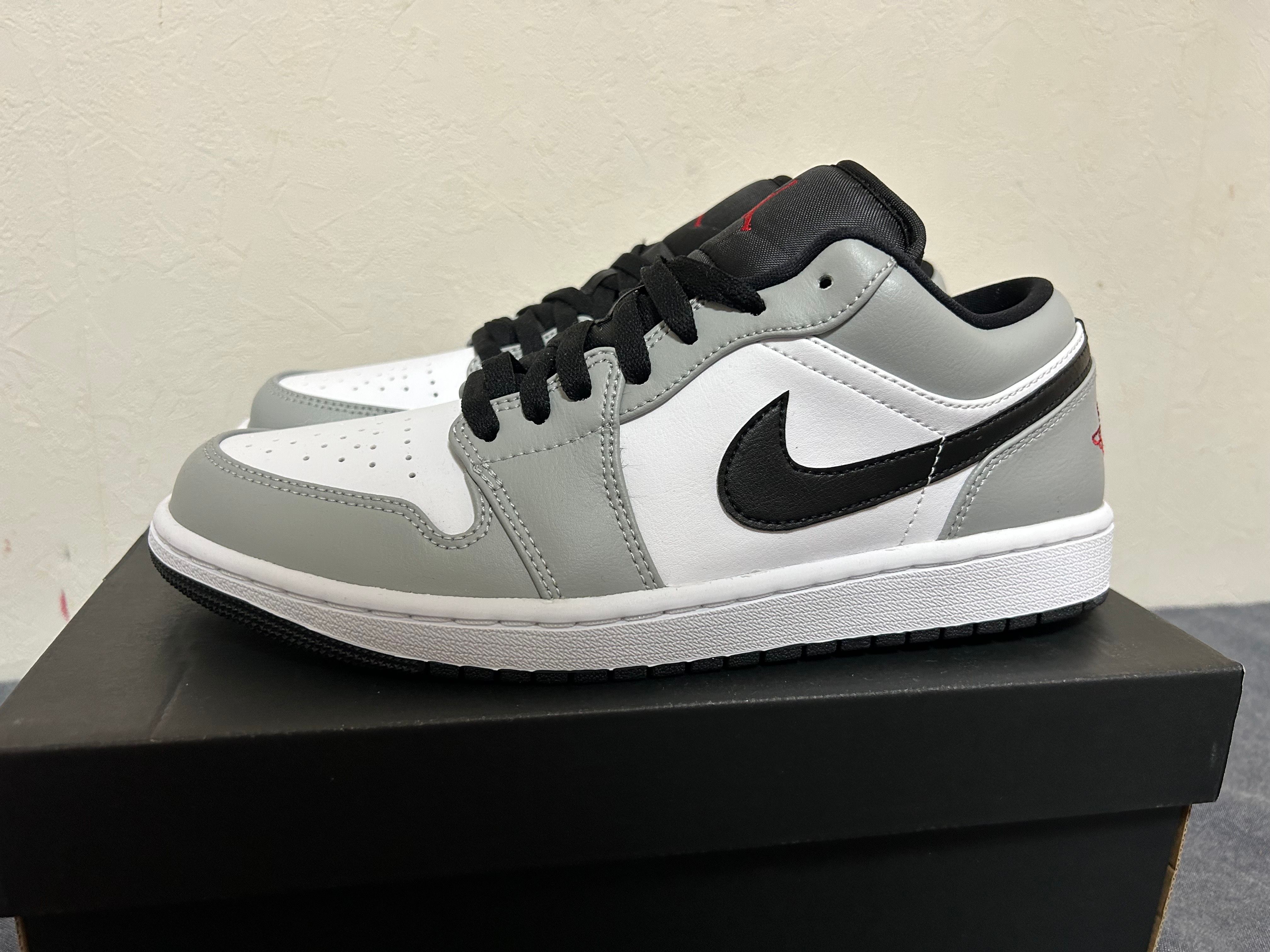 NIKE AIR JORDAN 1 LOW "LIGHT SMOKE GREY"