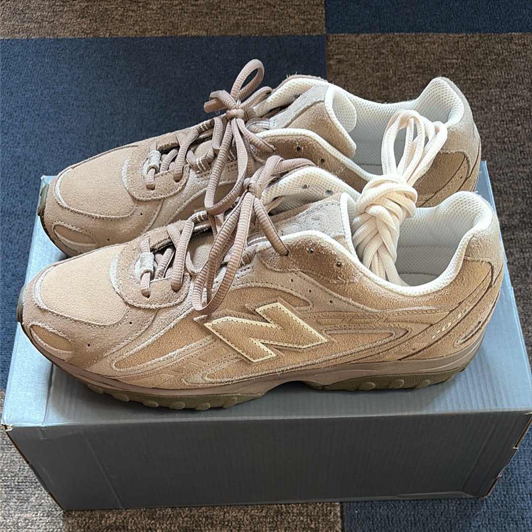 New Balance 204L "Mushroom/Arid Stone"