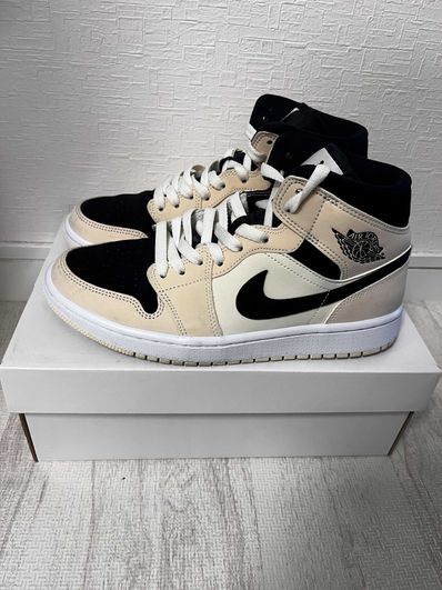 NIKE Women's AIR JORDAN 1 MID "GUAVA ICE"