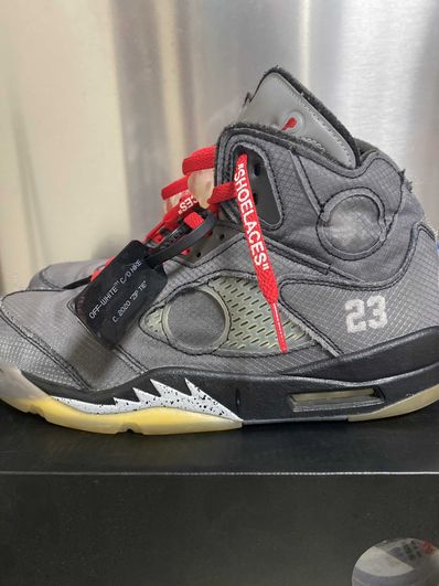 Off-White × Nike Air Jordan 5 "Black/Muslin/Fire Red"