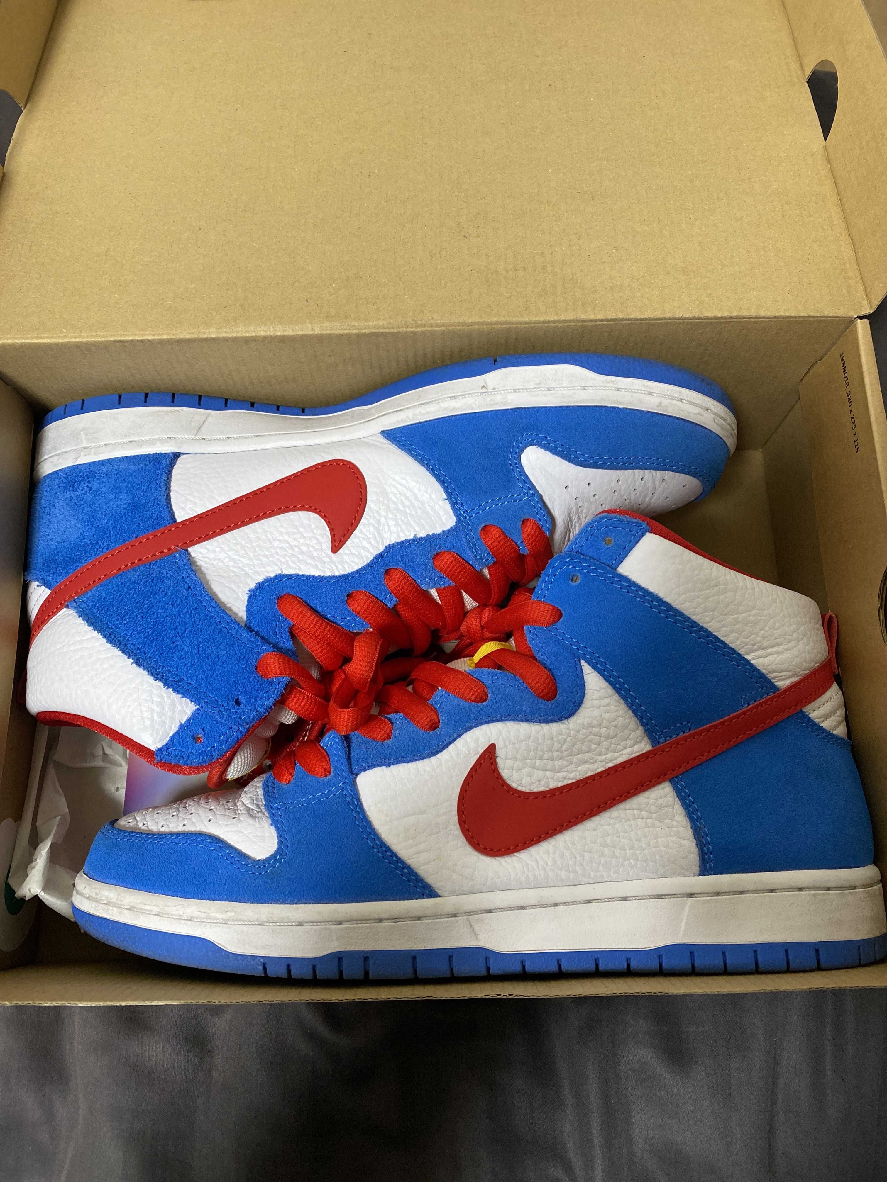 Nike SB Dunk High "Doraemon"