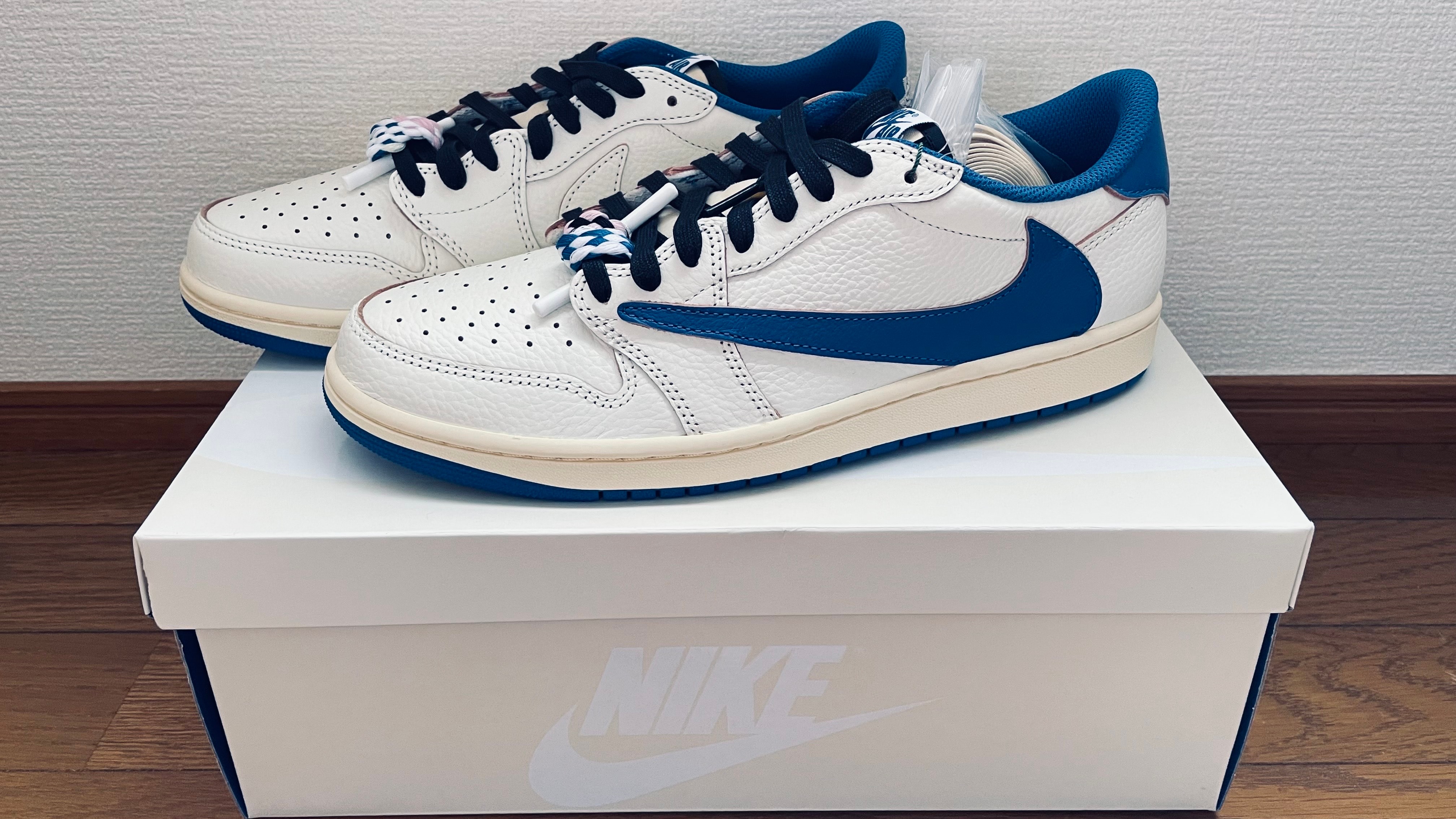 Travis Scott × fragment design × Nike Air Jordan 1 Low OG "Sail/Military Blue"