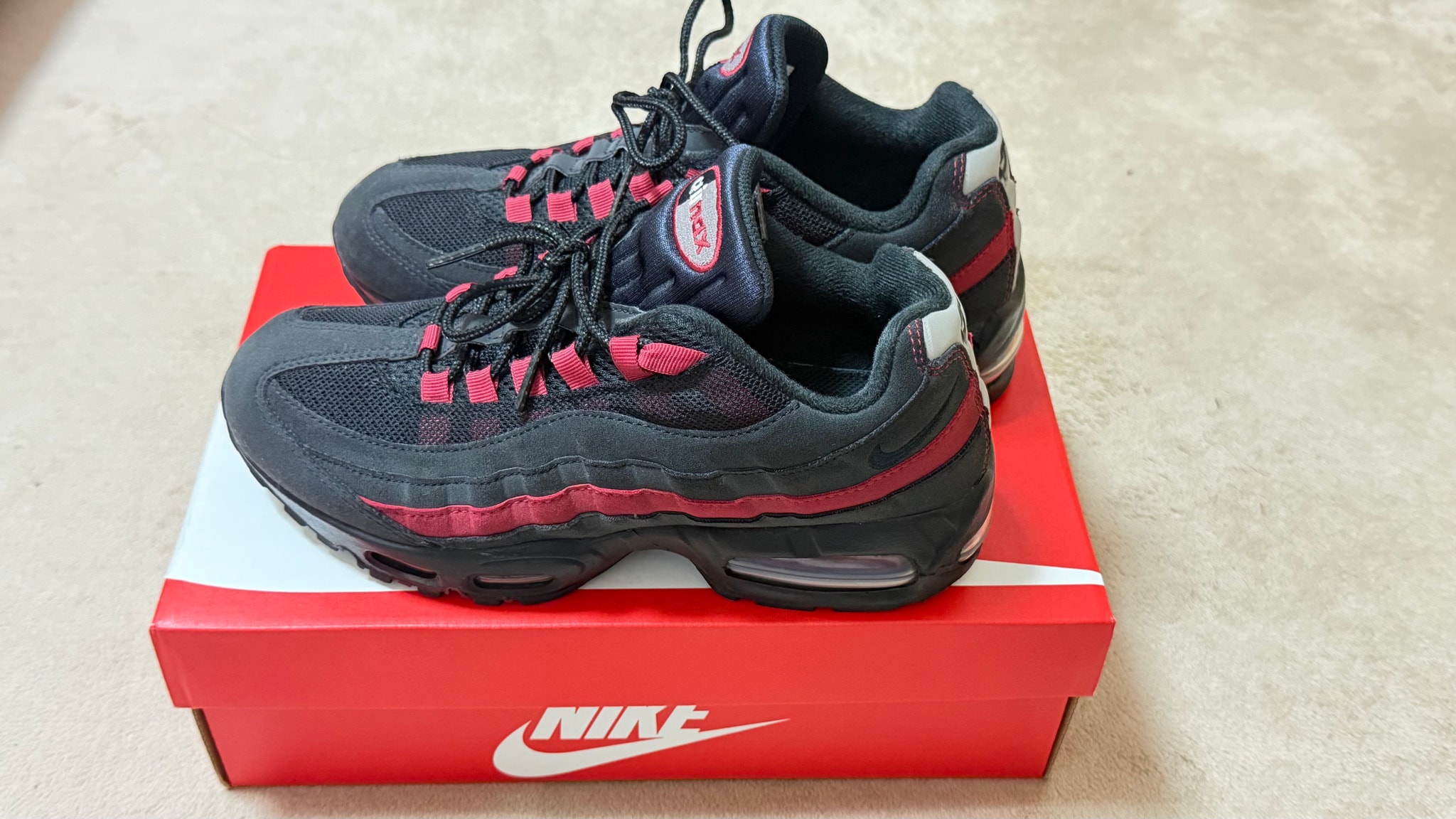 Nike Air Max 95 OG Big Bubble "Black/Team Crimson"