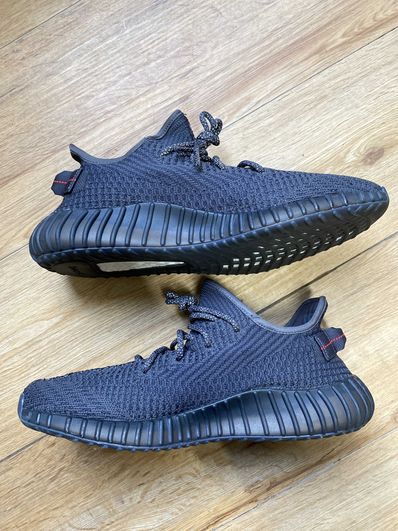 adidas YEEZY Boost 350 V2 "Black"