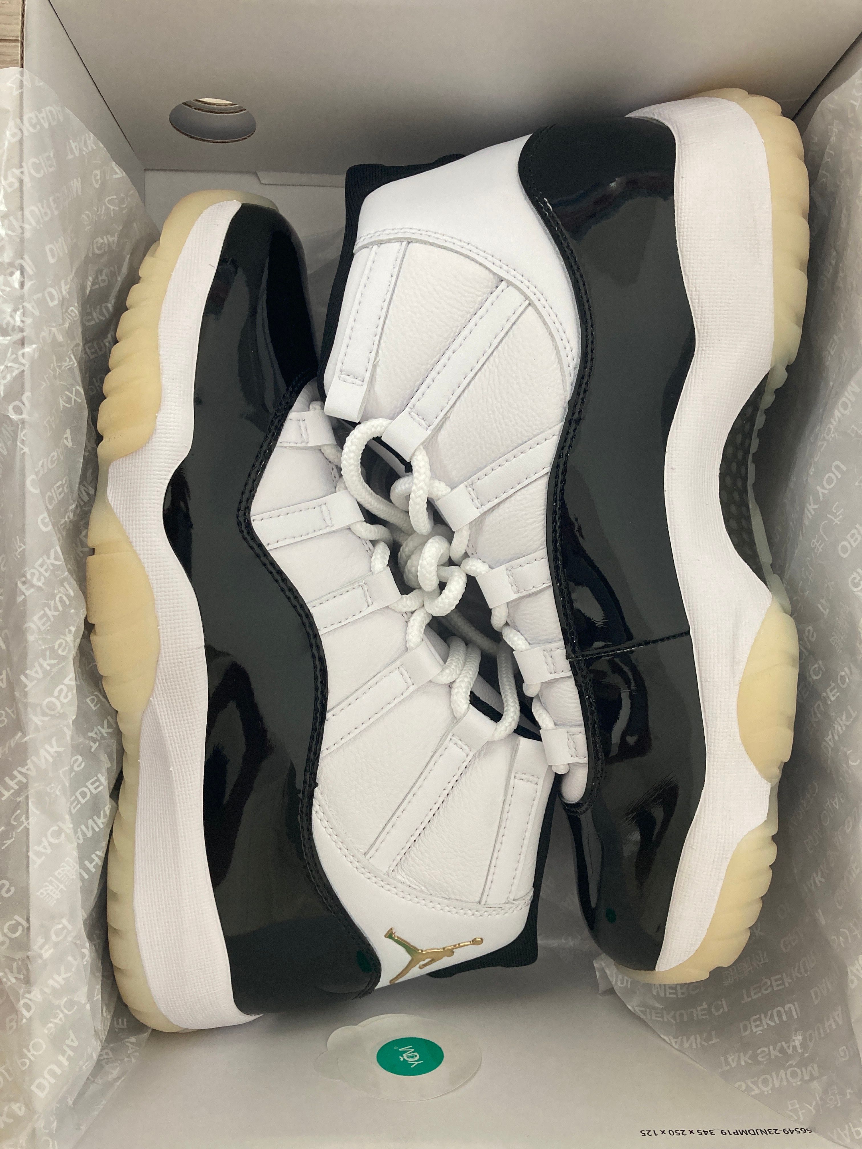 Nike Air Jordan 11 Retro "Gratitude"