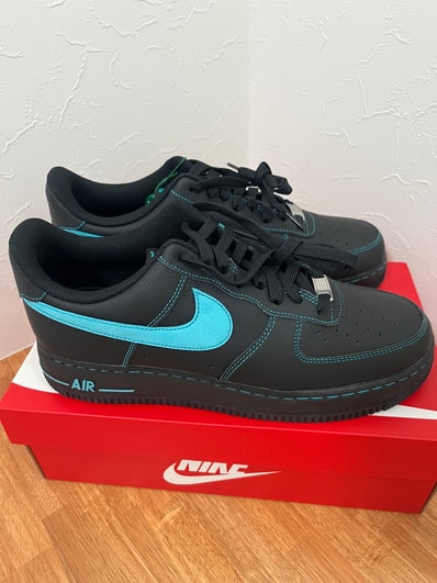 Nike Air Force 1 Low "Black Tiffany"