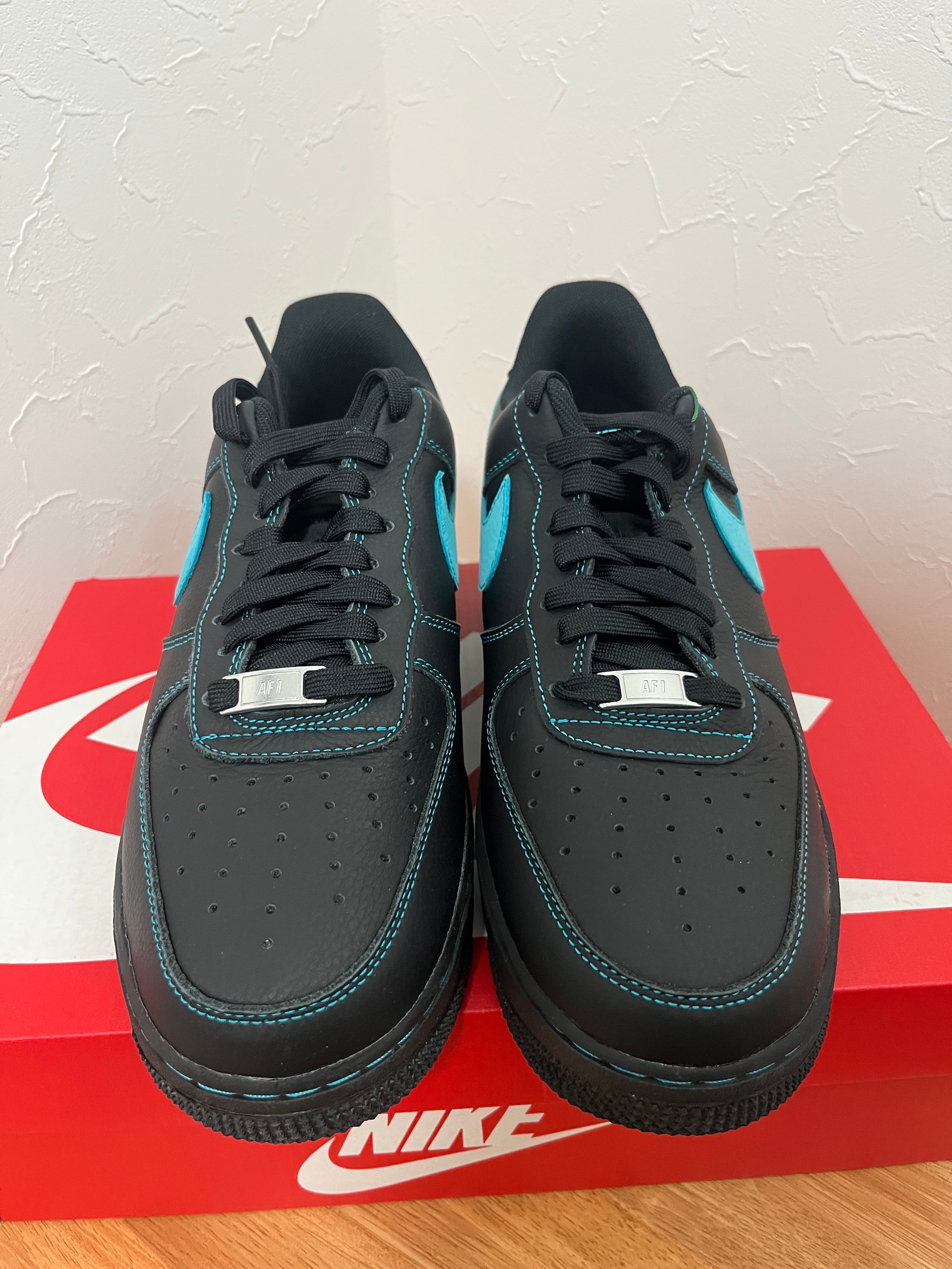 Nike Air Force 1 Low "Black Tiffany"