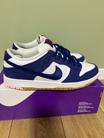 Nike SB Dunk Low "Los Angeles Dodgers/Deep Royal Blue"