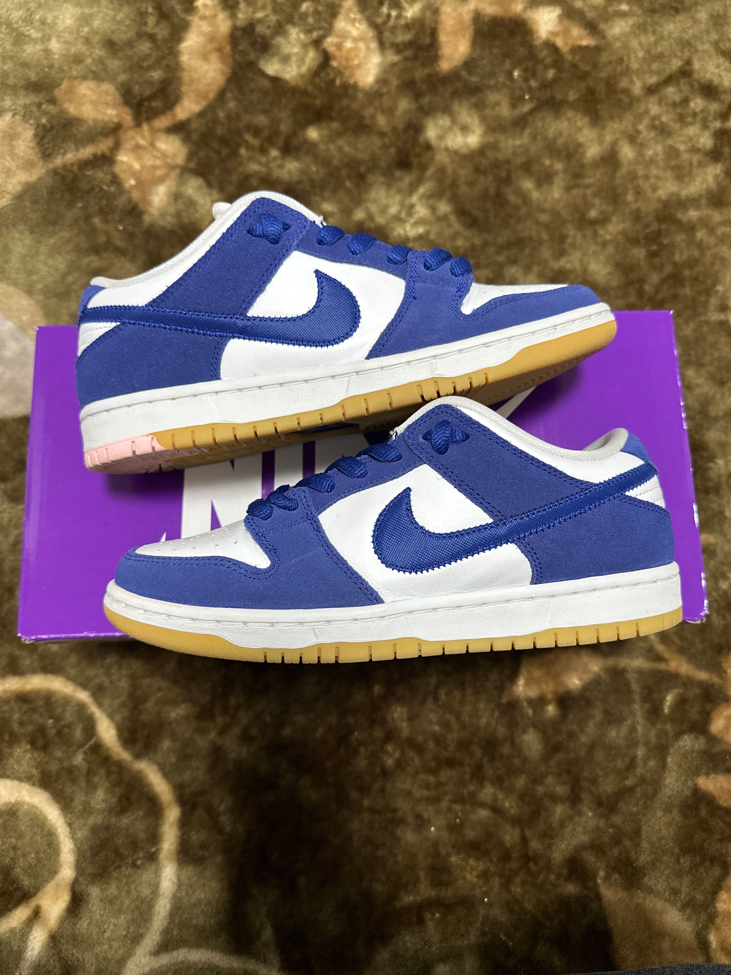 Nike SB Dunk Low "Los Angeles Dodgers/Deep Royal Blue"