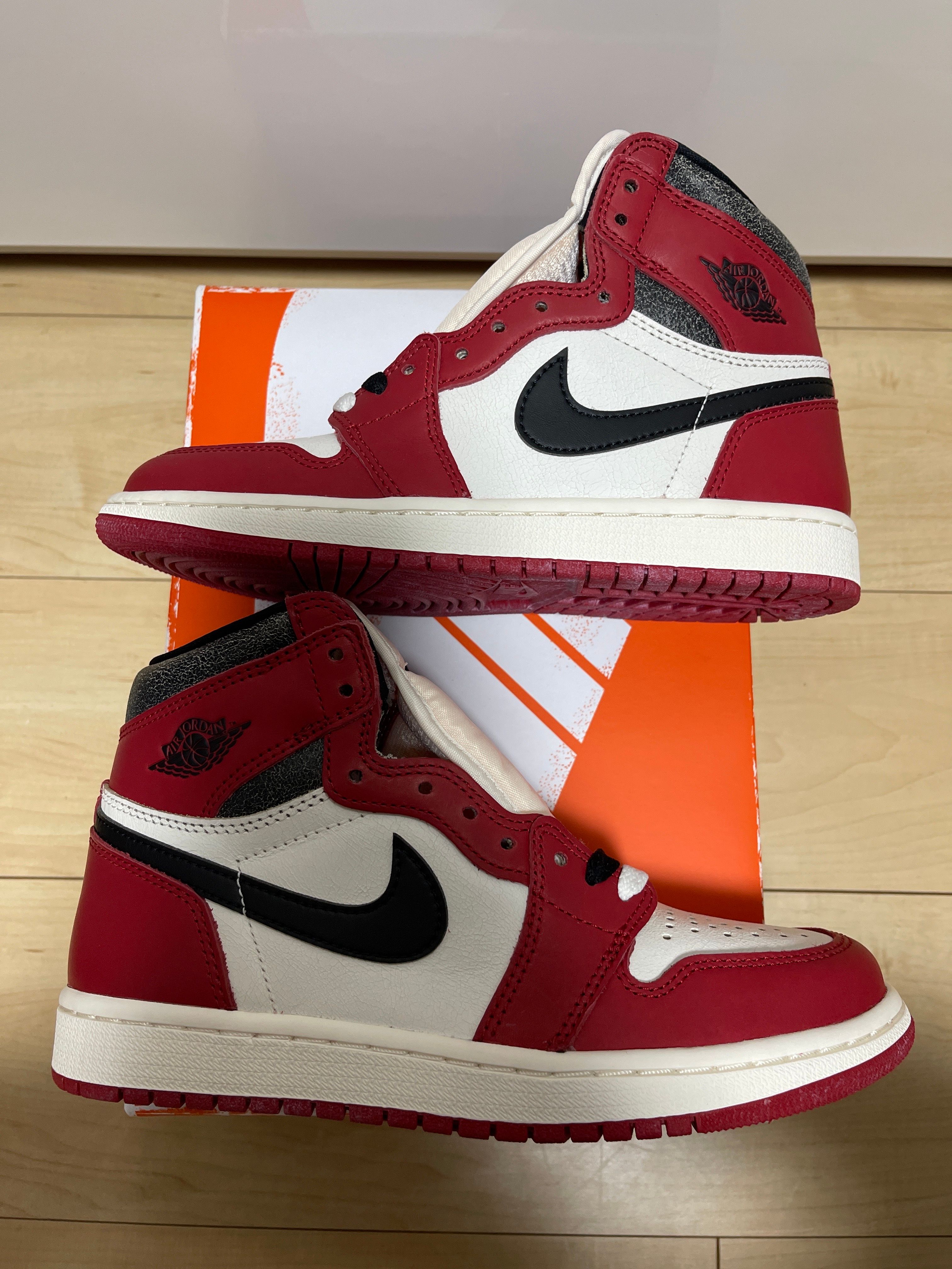 Nike Air Jordan 1 High OG "Lost & Found/Chicago"