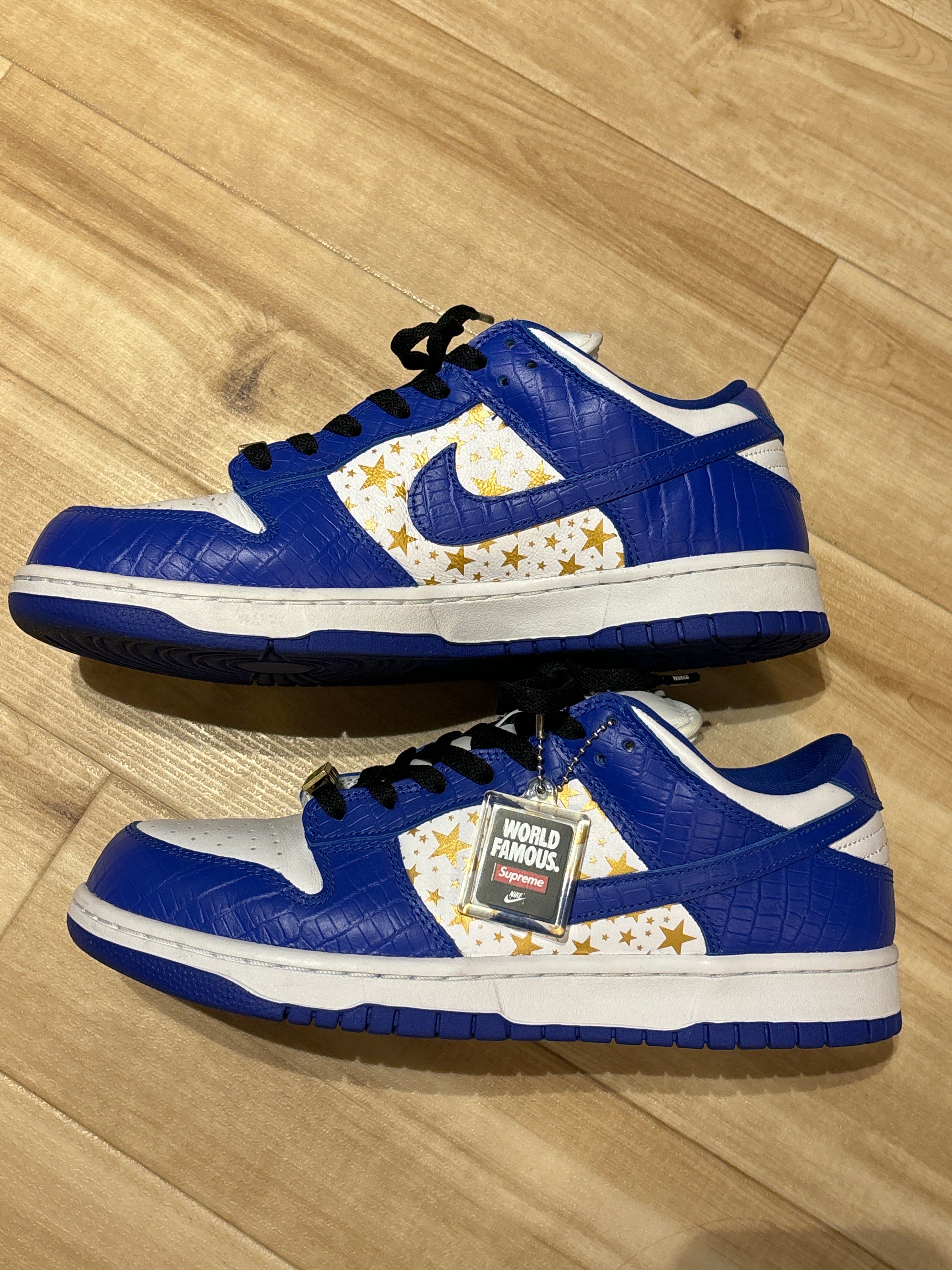 Supreme × Nike SB Dunk Low OG QS Gold Stars "White/Hyper Blue"