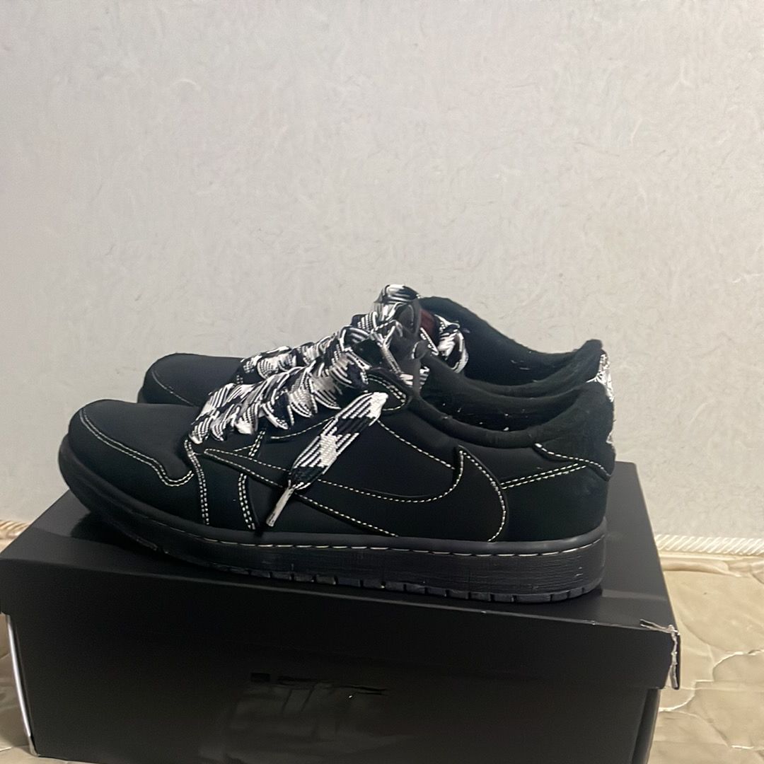 Travis Scott × Nike Air Jordan 1 Low OG SP "Black Phantom"