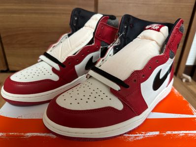 Nike Air Jordan 1 High OG "Lost & Found/Chicago"