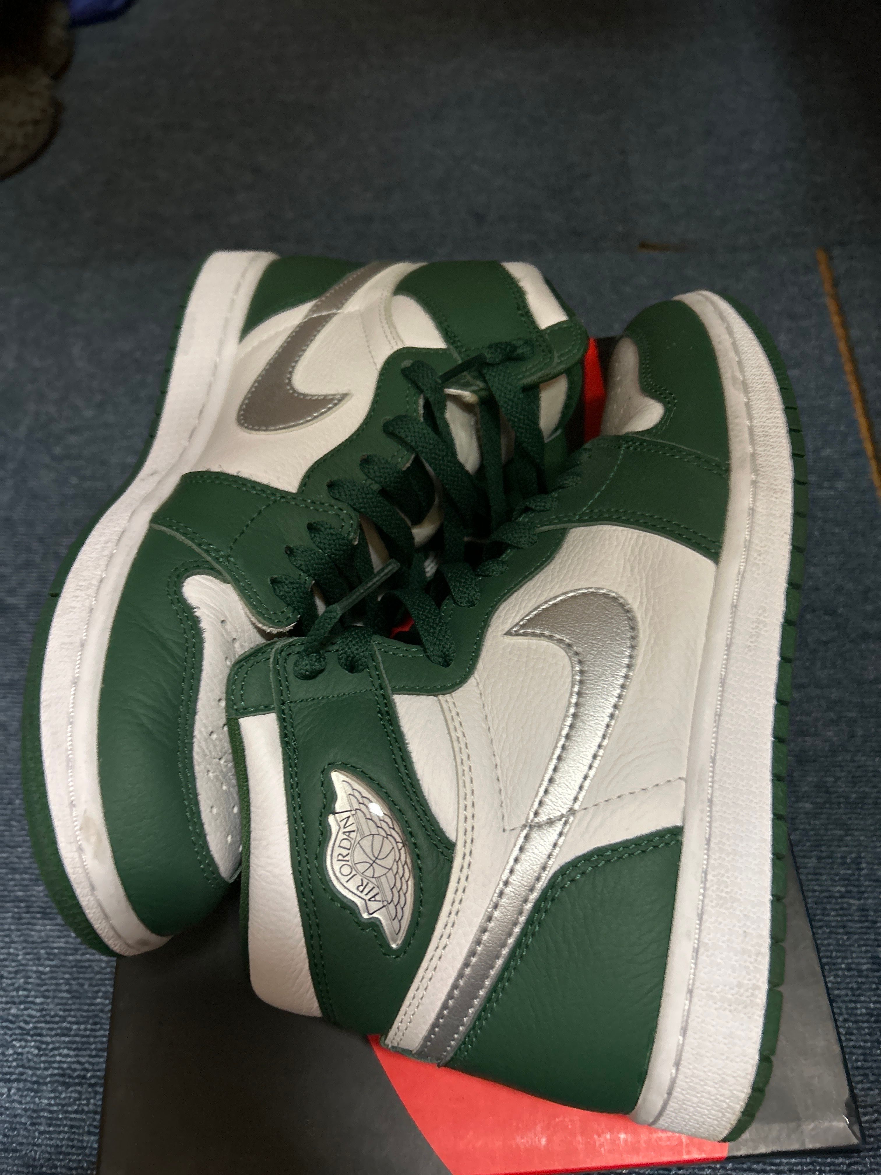 Nike Air Jordan 1 High Retro OG "Gorge Green"