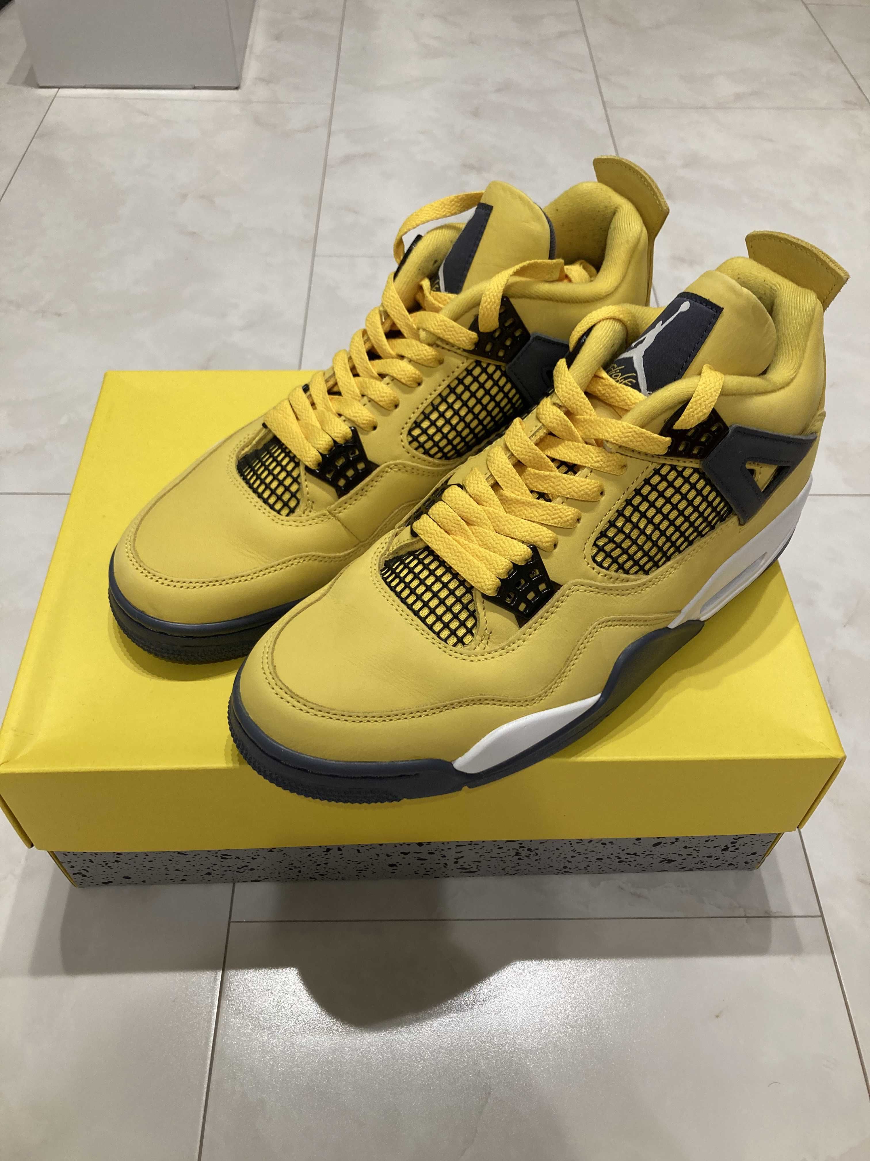 Nike Air Jordan 4 "Tour Yellow"