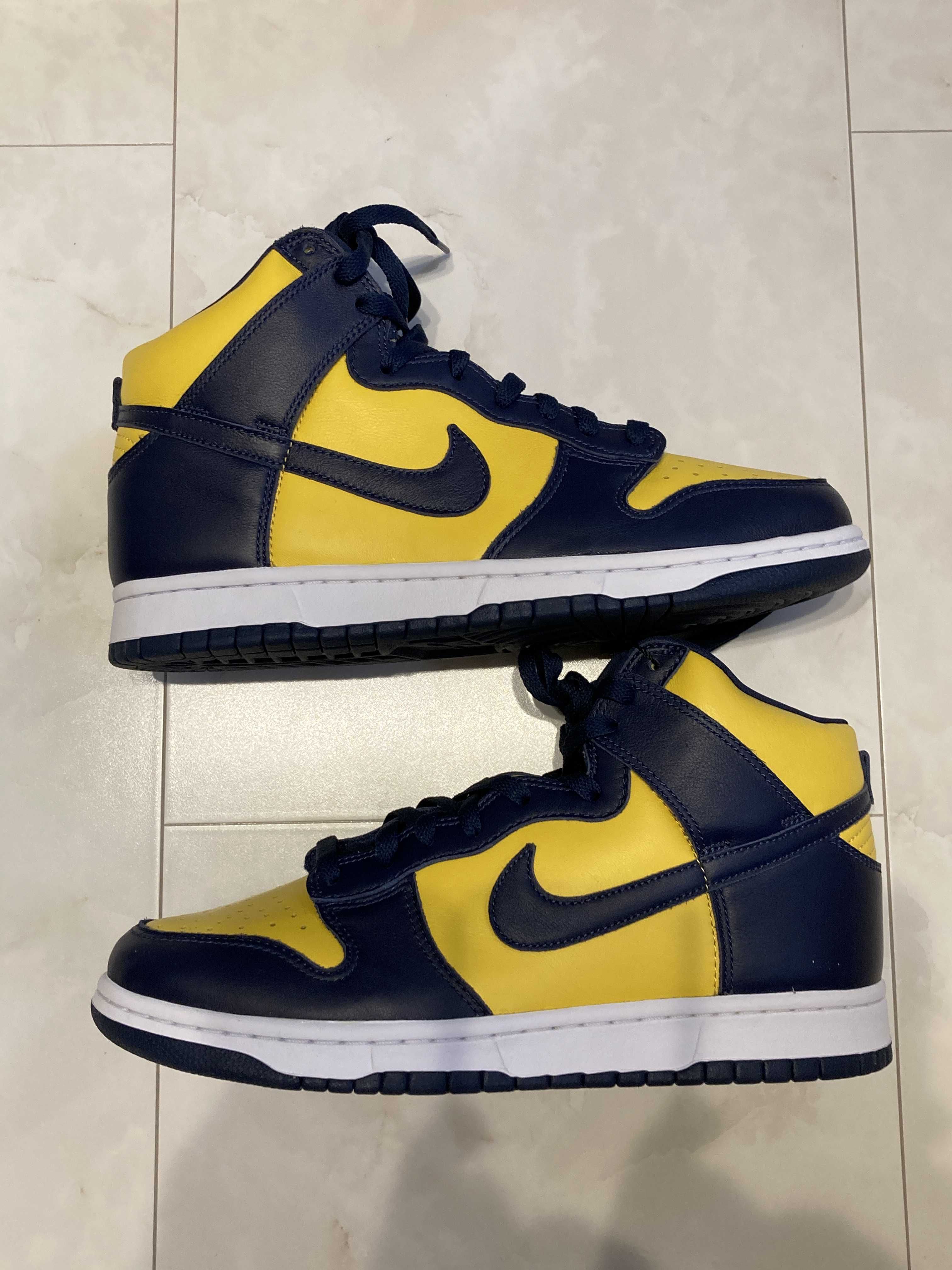 Nike Dunk High "Michigan"