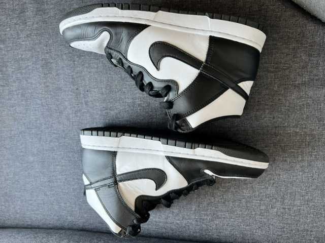 Nike Dunk High "Black and White"