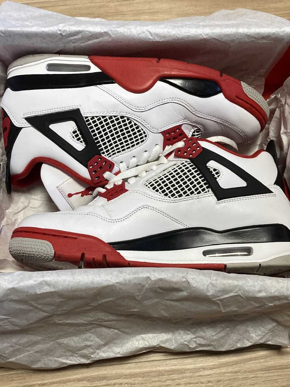 Nike Air Jordan 4 Retro OG "Fire Red" (2020)