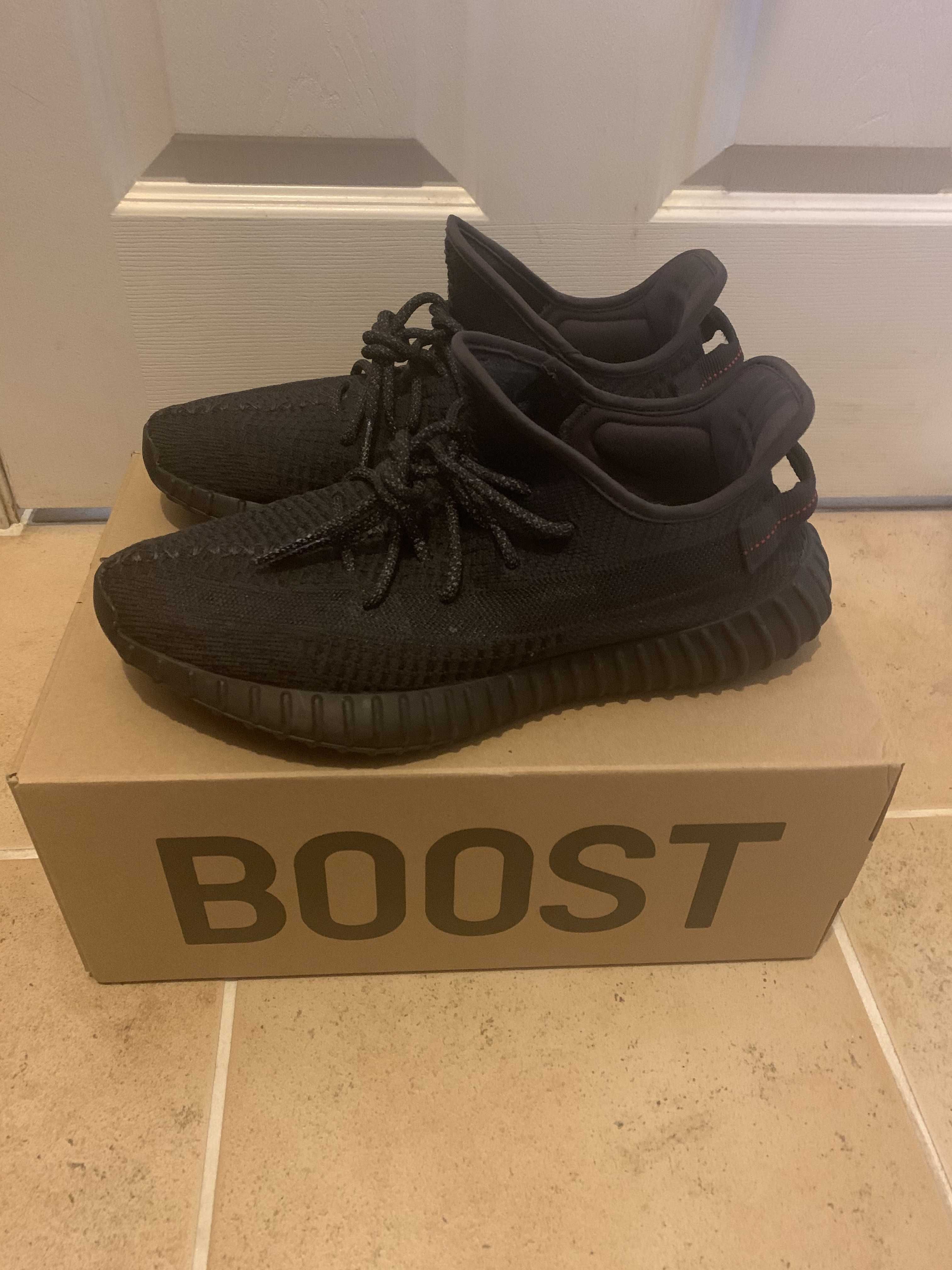 adidas YEEZY Boost 350 V2 "Black"
